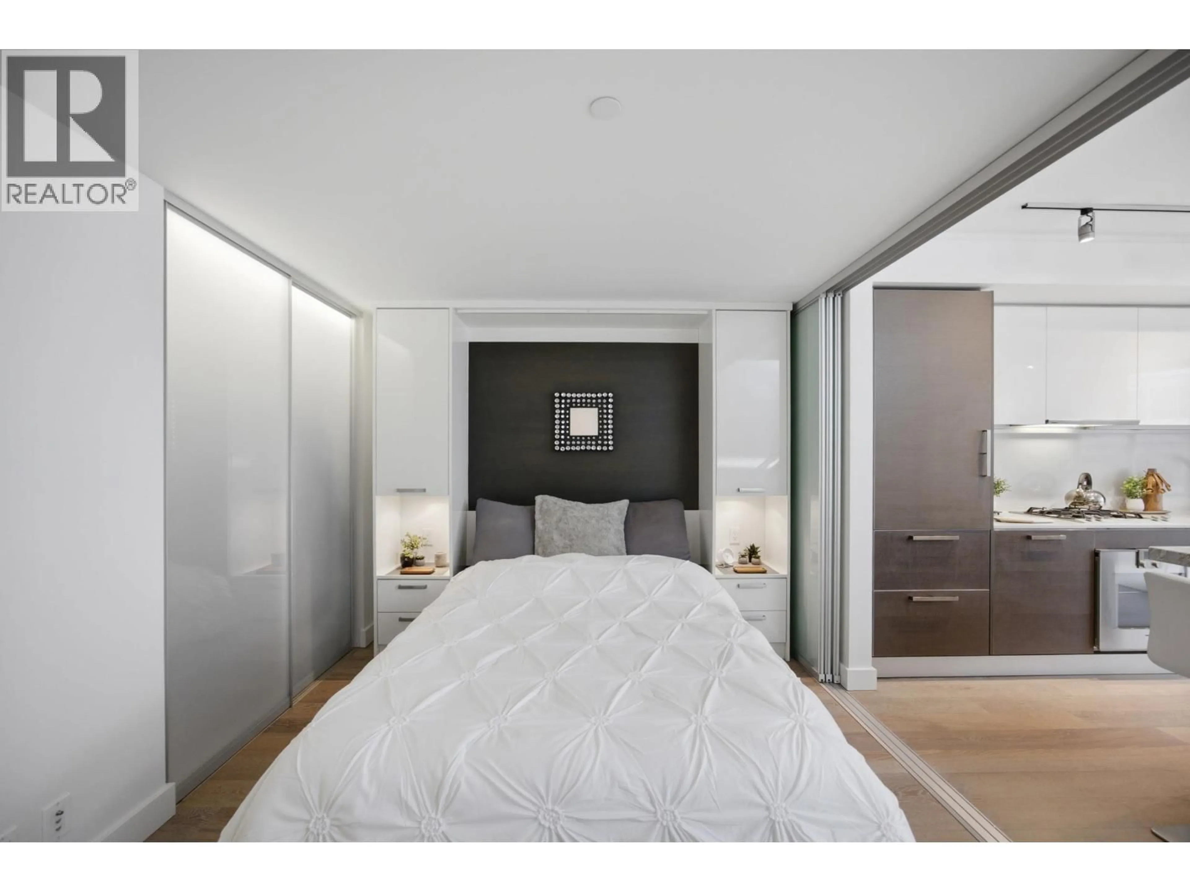 Bedroom with bed, unknown for 504 - 1477 PENDER STREET, Vancouver British Columbia V6G2S3
