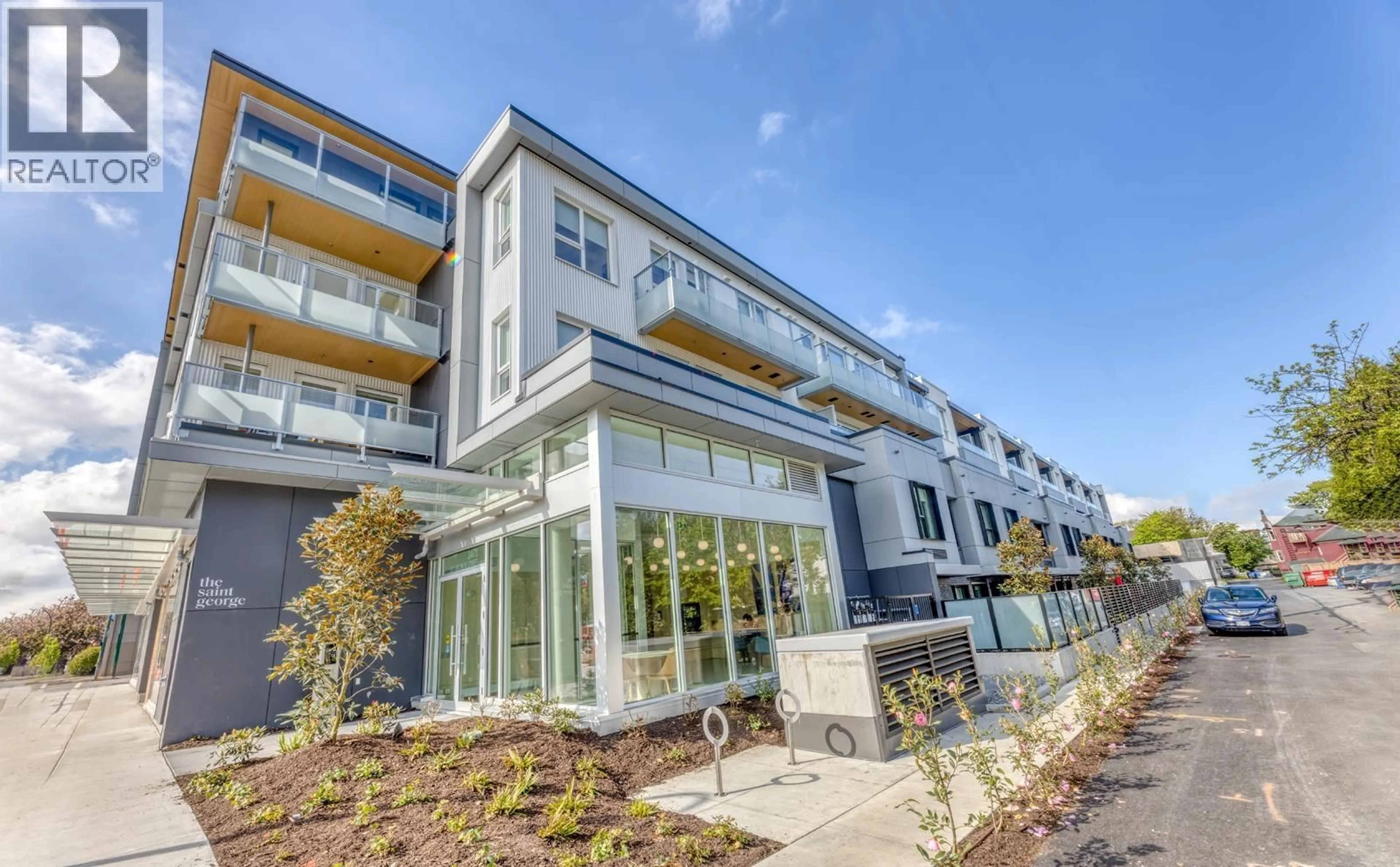 Patio, building for 512 - 2471 ST. GEORGE STREET, Vancouver British Columbia V5T0L8