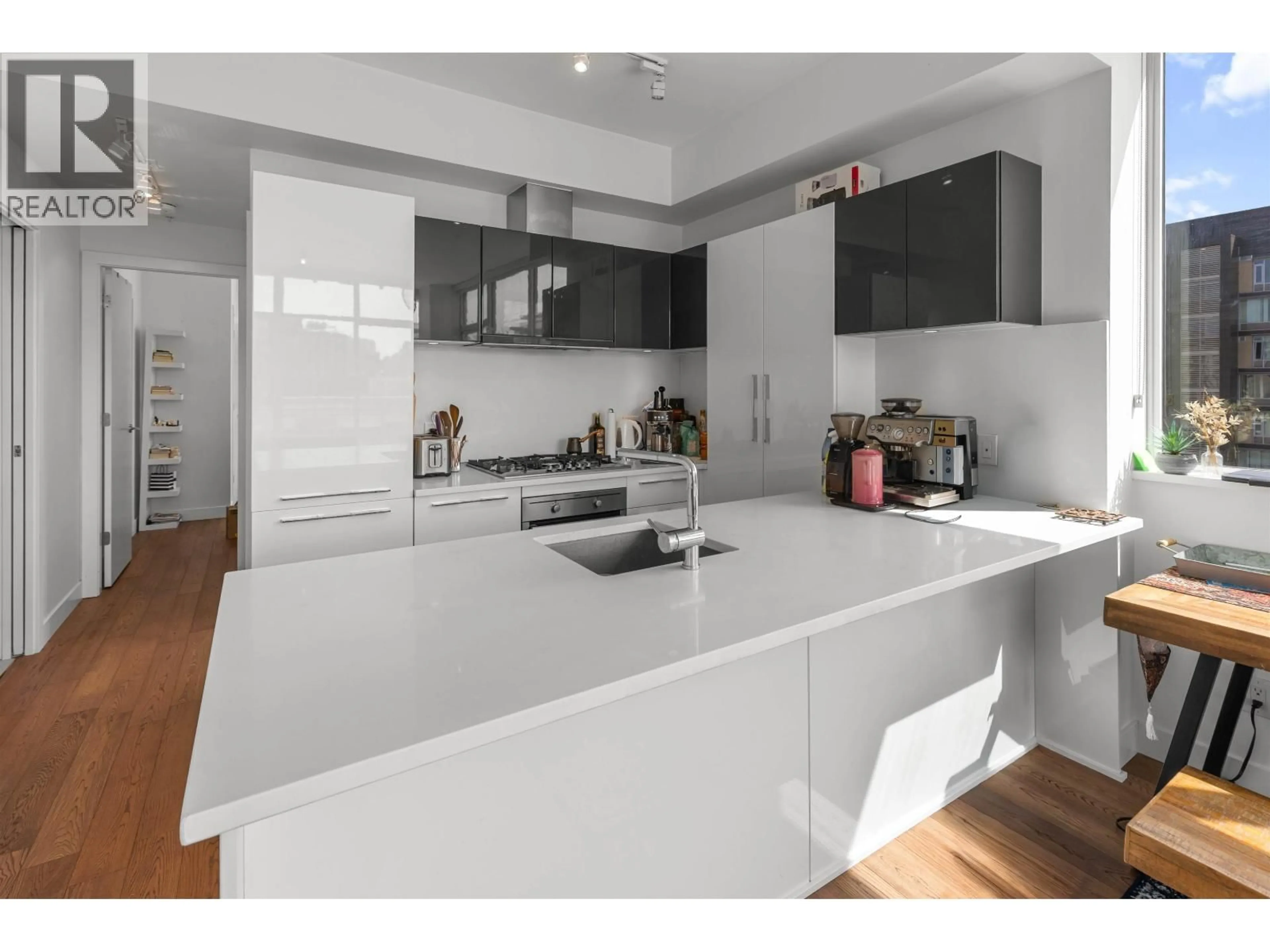 Unknown for 1001 - 108 1ST AVENUE, Vancouver British Columbia V5T0E4