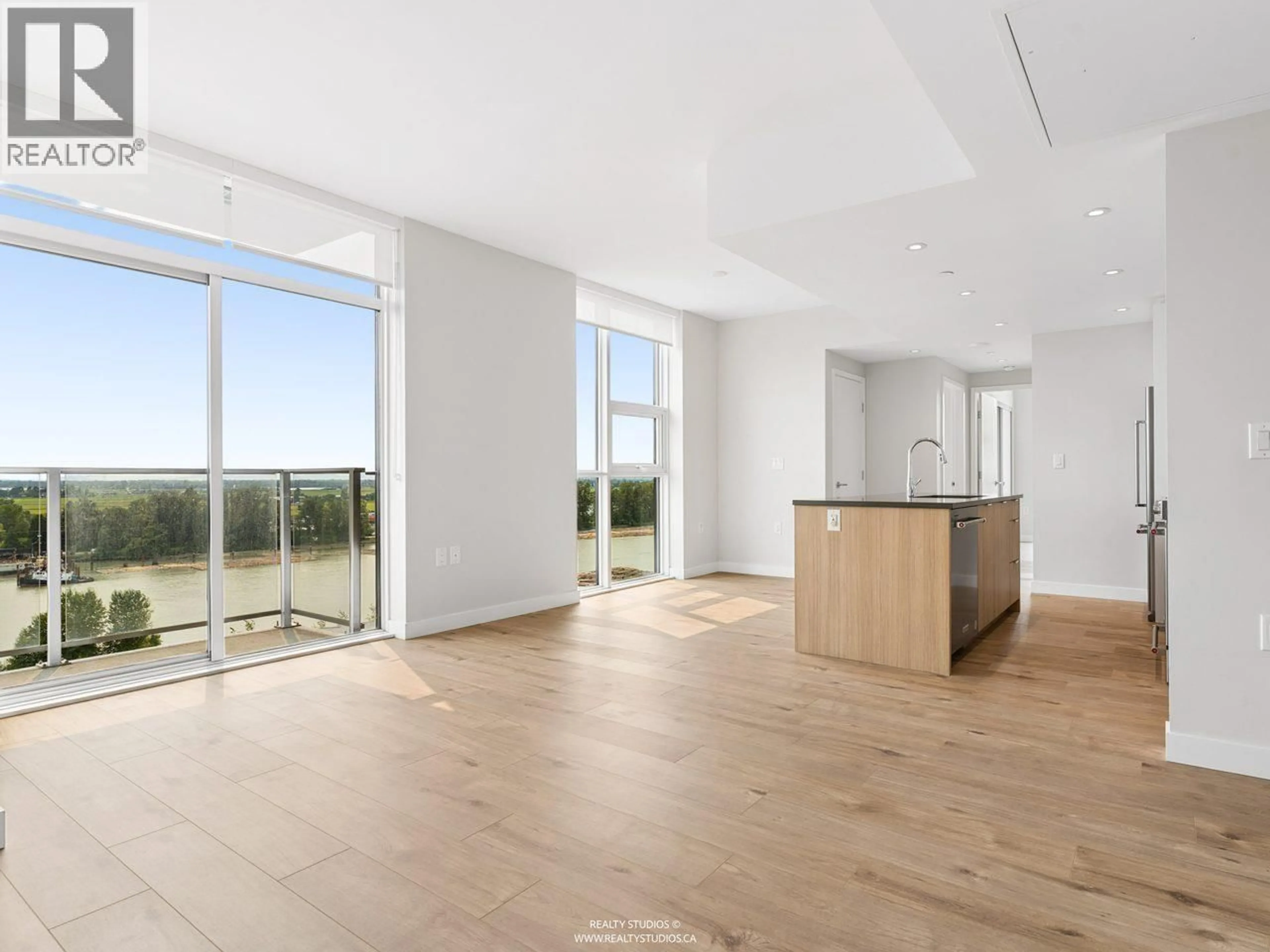 A pic of a room for 1401 - 3430 KENT AVENUE, Vancouver British Columbia V5S0G7
