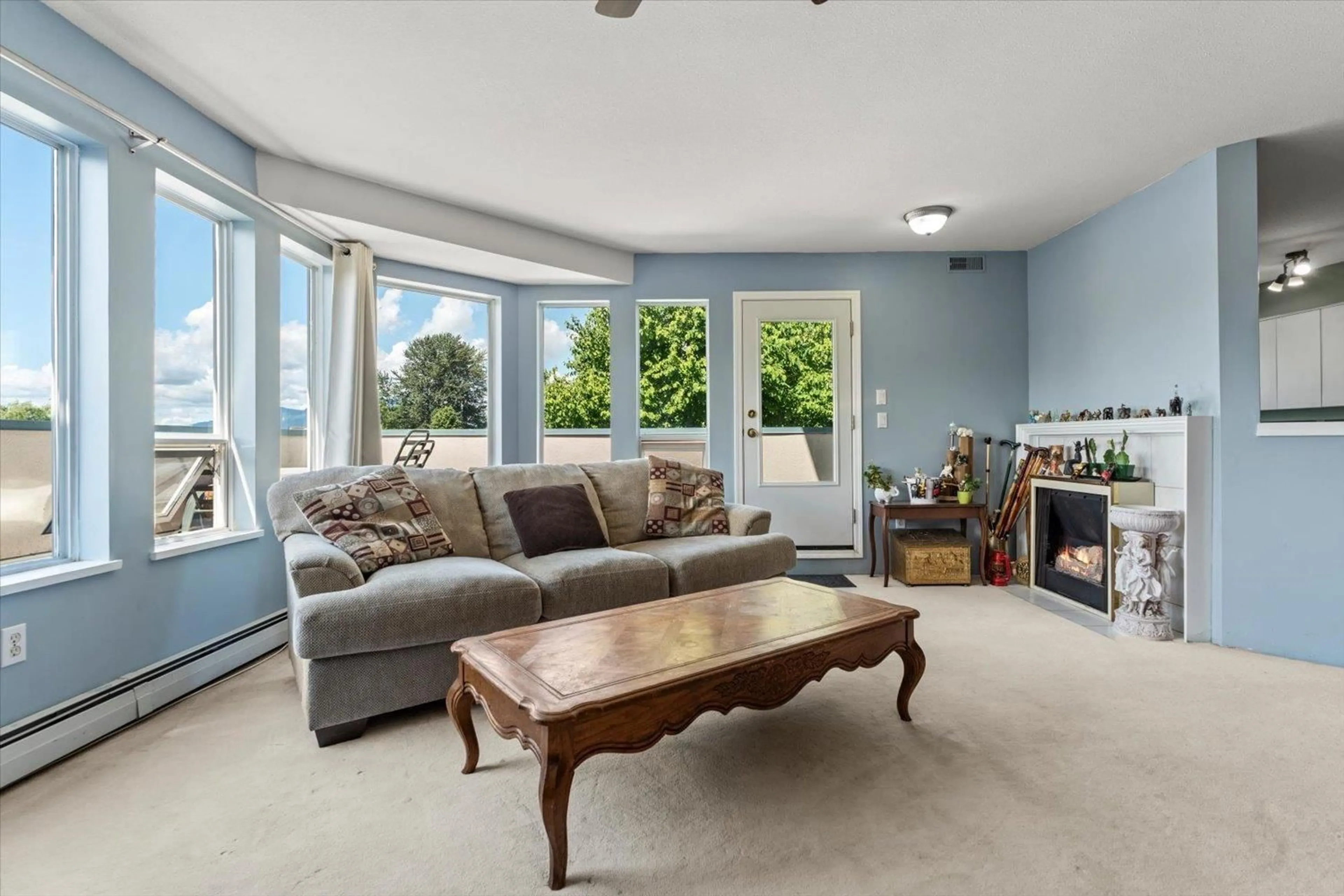 Living room with furniture, unknown for 217 - 7685 AMBER DRIVE, Chilliwack British Columbia V2R3P3
