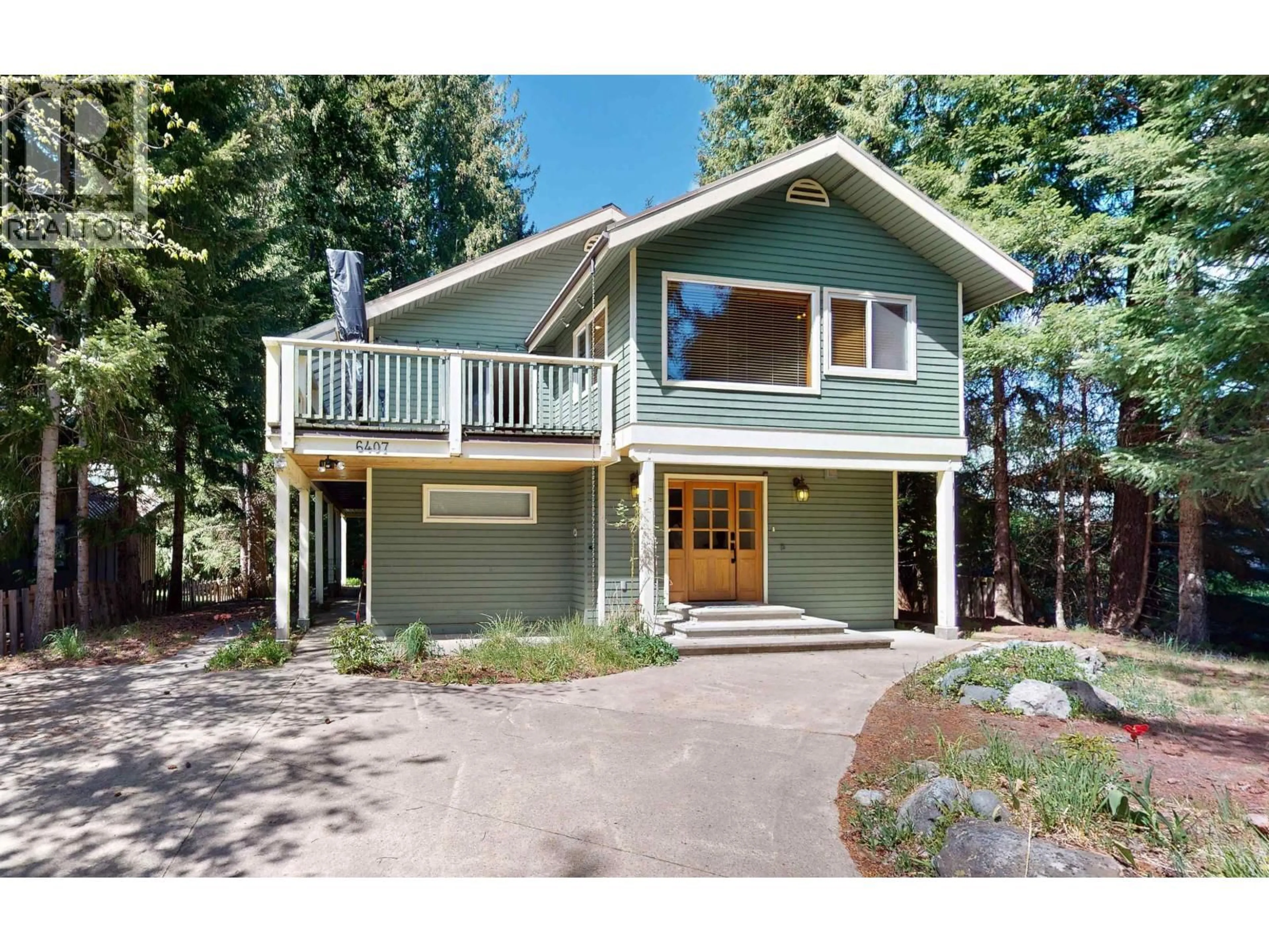 Home with vinyl exterior material, street for 6407 EASY STREET, Whistler British Columbia V8E0C5