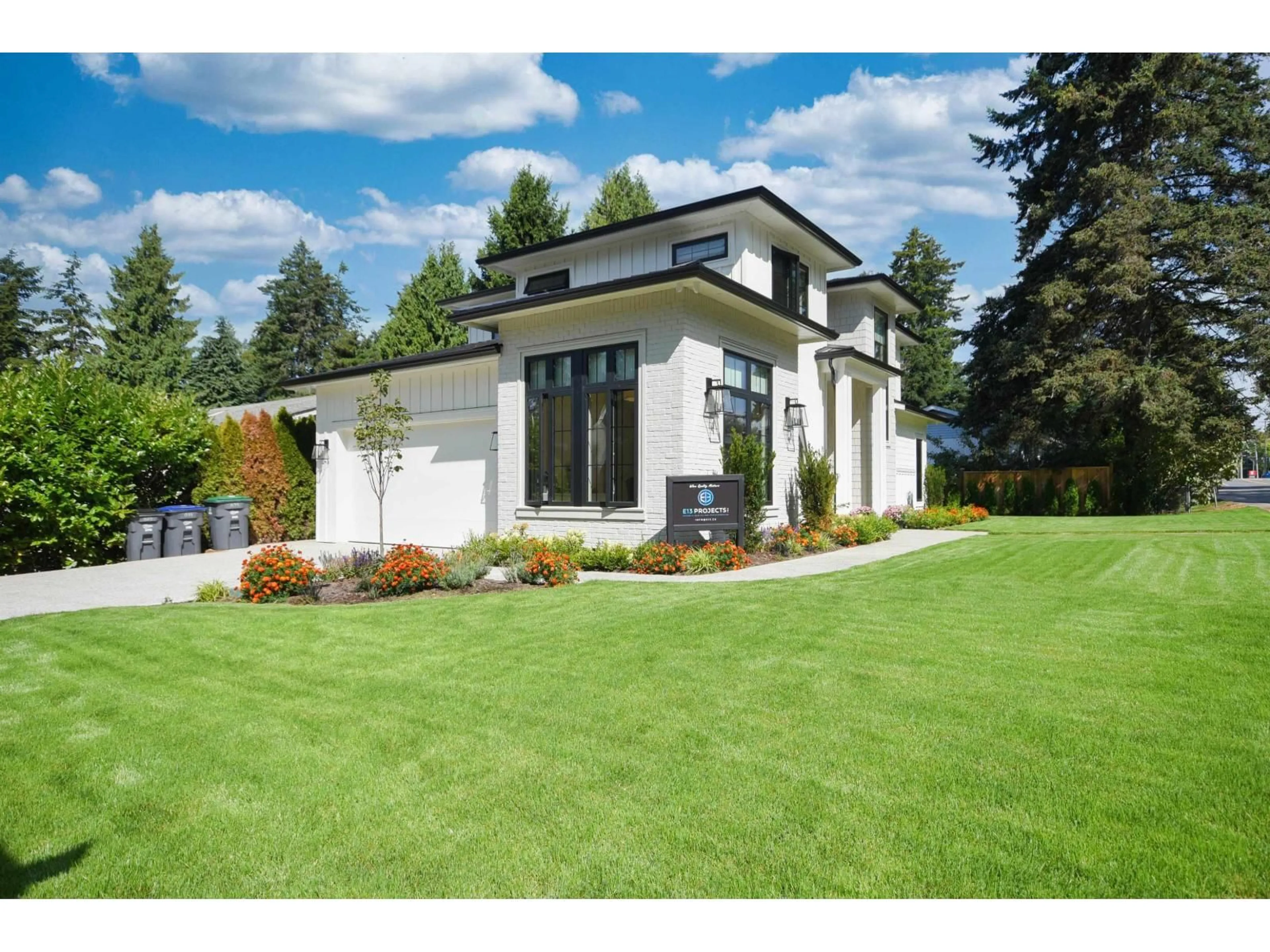 Home with brick exterior material, street for 1535 128 STREET, Surrey British Columbia V4A3T9