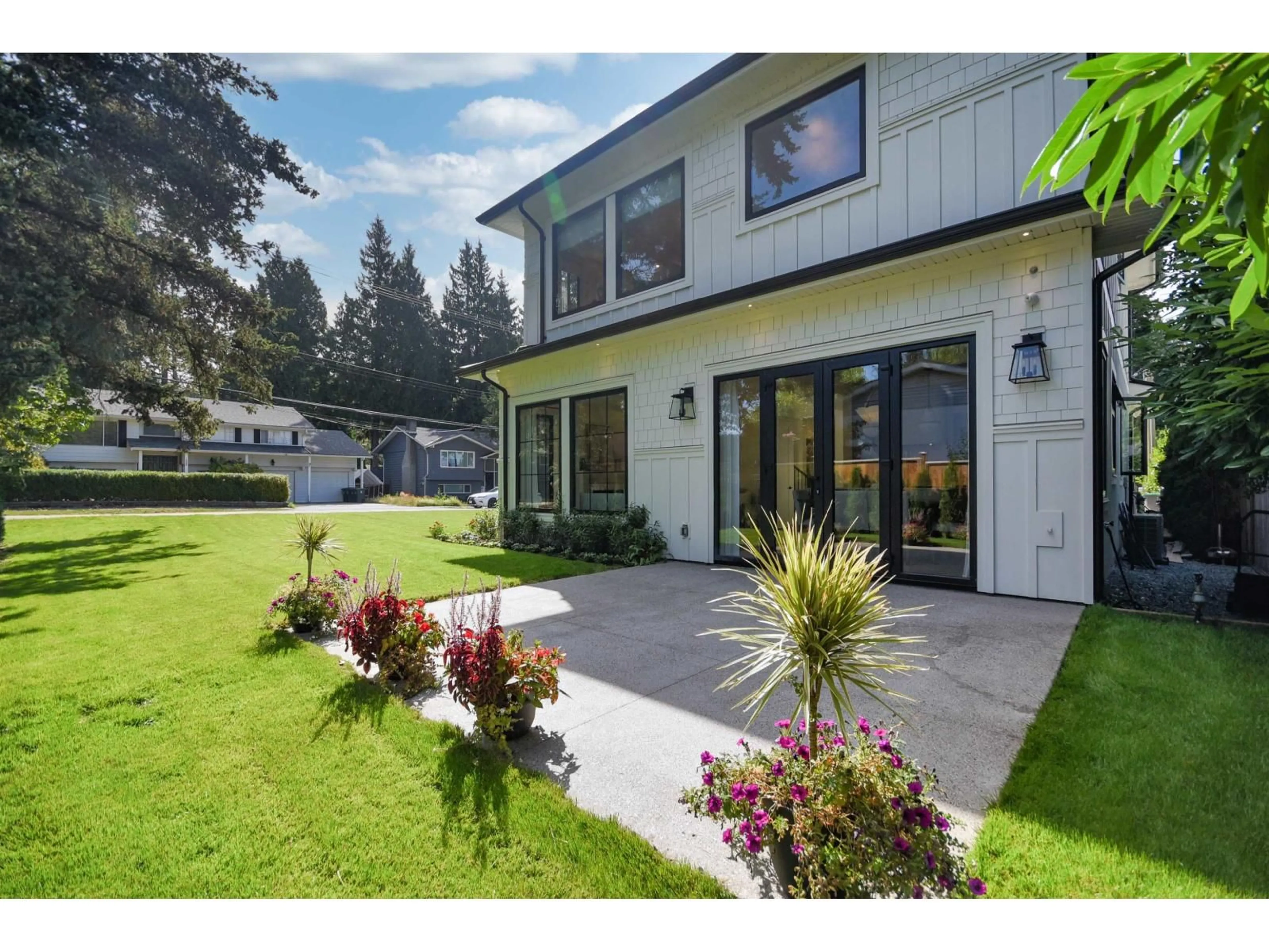 Home with vinyl exterior material, street for 1535 128 STREET, Surrey British Columbia V4A3T9