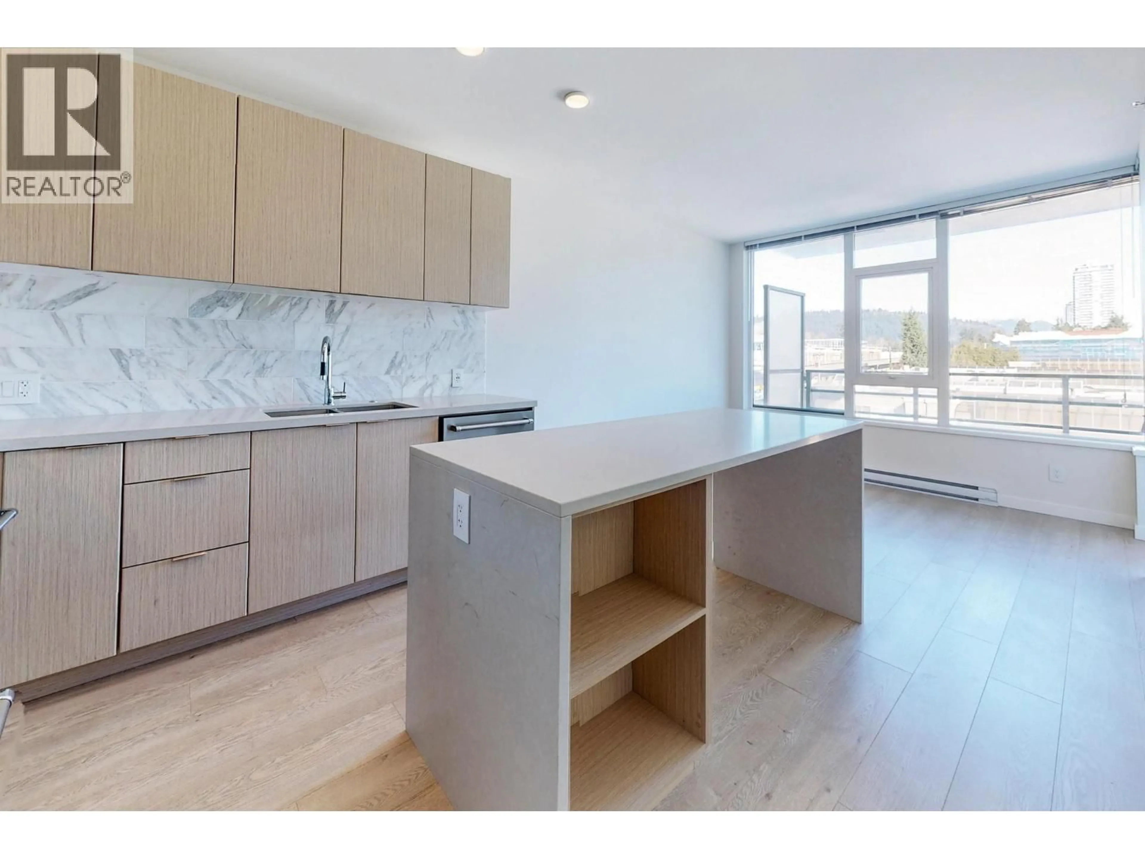 Open concept kitchen, unknown for 503 - 530 WHITING WAY, Coquitlam British Columbia V3J0J4