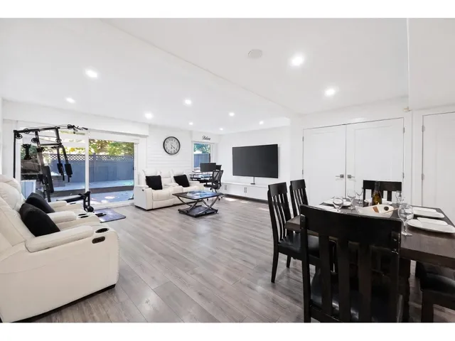 211 - 13931 74 AVENUE, Surrey 5