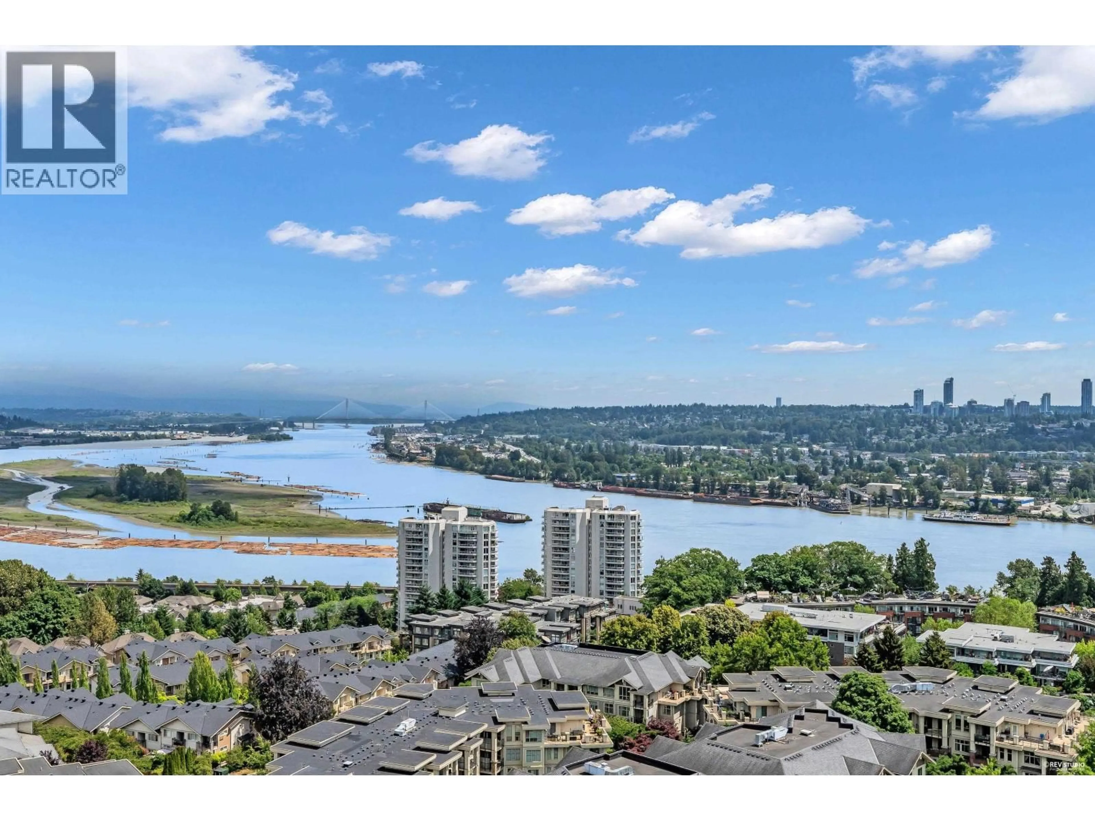 A pic from outside/outdoor area/front of a property/back of a property/a pic from drone, water/lake/river/ocean view for 1805 - 280 ROSS DRIVE, New Westminster British Columbia V3L0C2