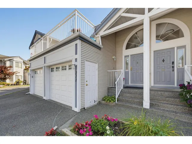 211 - 9072 FLEETWOOD WAY, Surrey 3