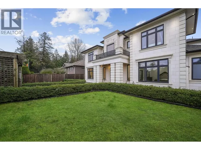 656 BLUE MOUNTAIN STREET, Coquitlam 2