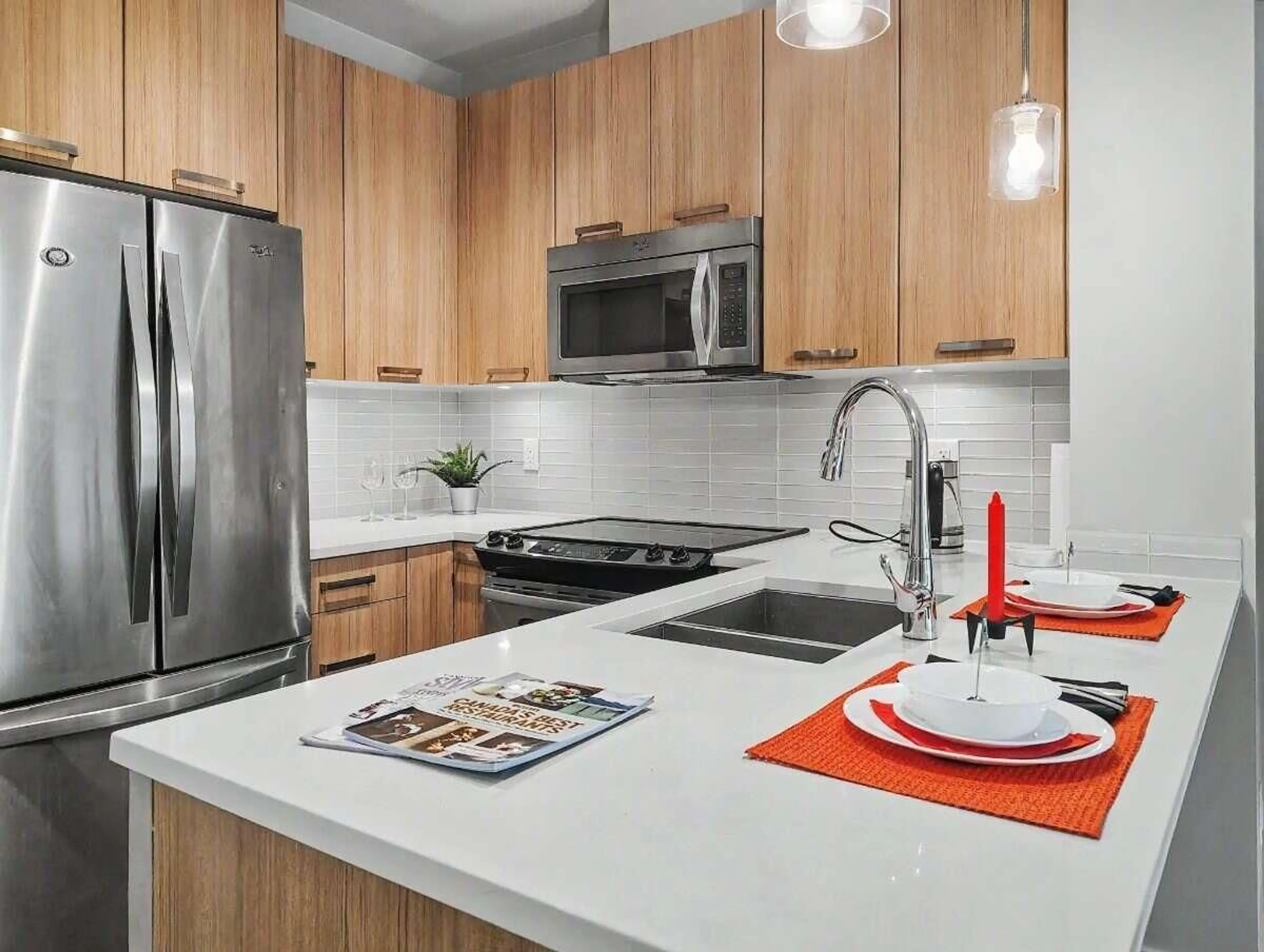 Unknown for 205 - 15388 105 AVENUE, Surrey British Columbia V3R0C4