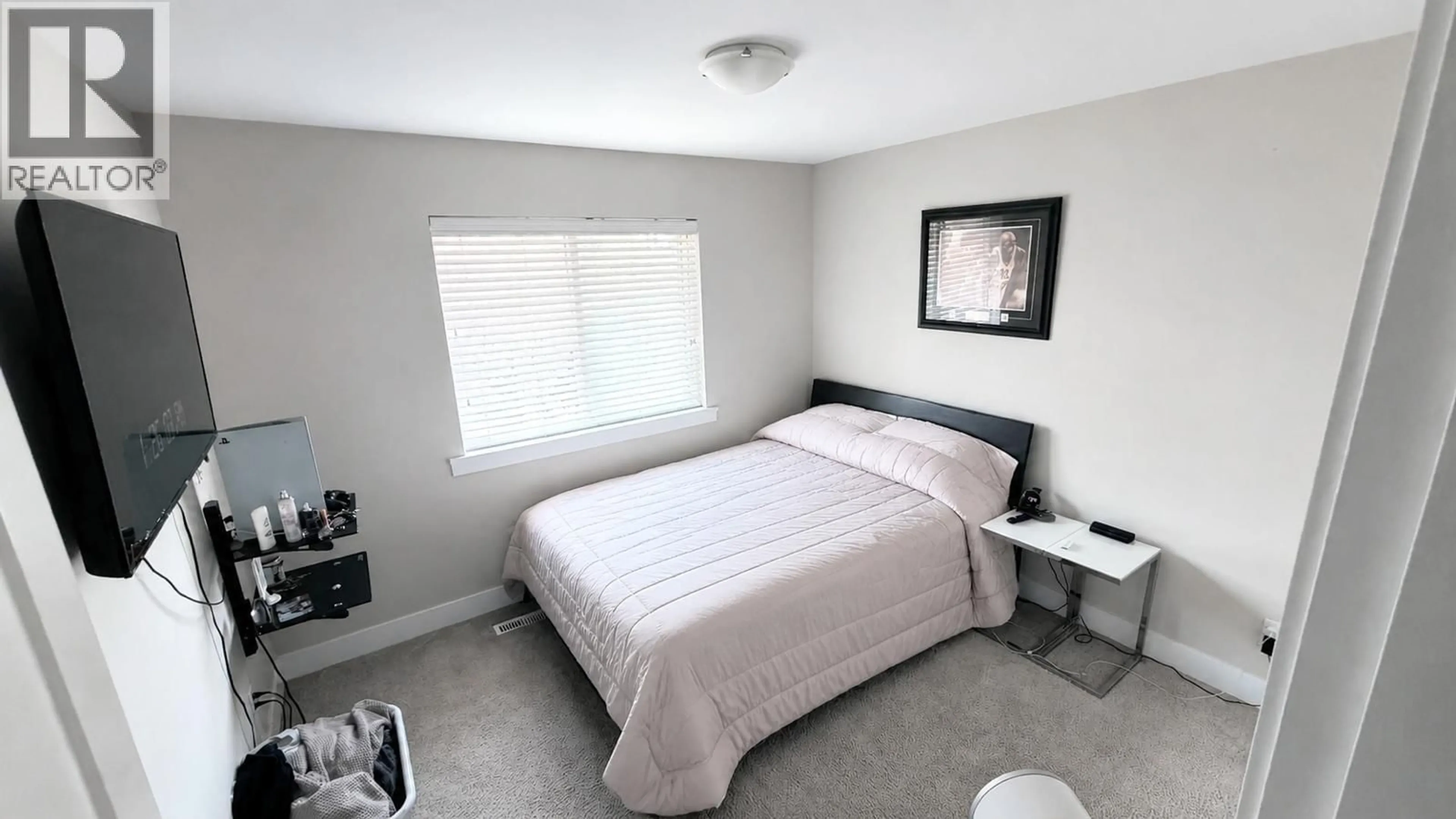 A pic of a room for 3517 PRINCETON AVENUE, Coquitlam British Columbia V3E0K3