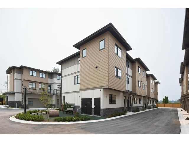 11 - 1641 KING CRESCENT, Abbotsford 4