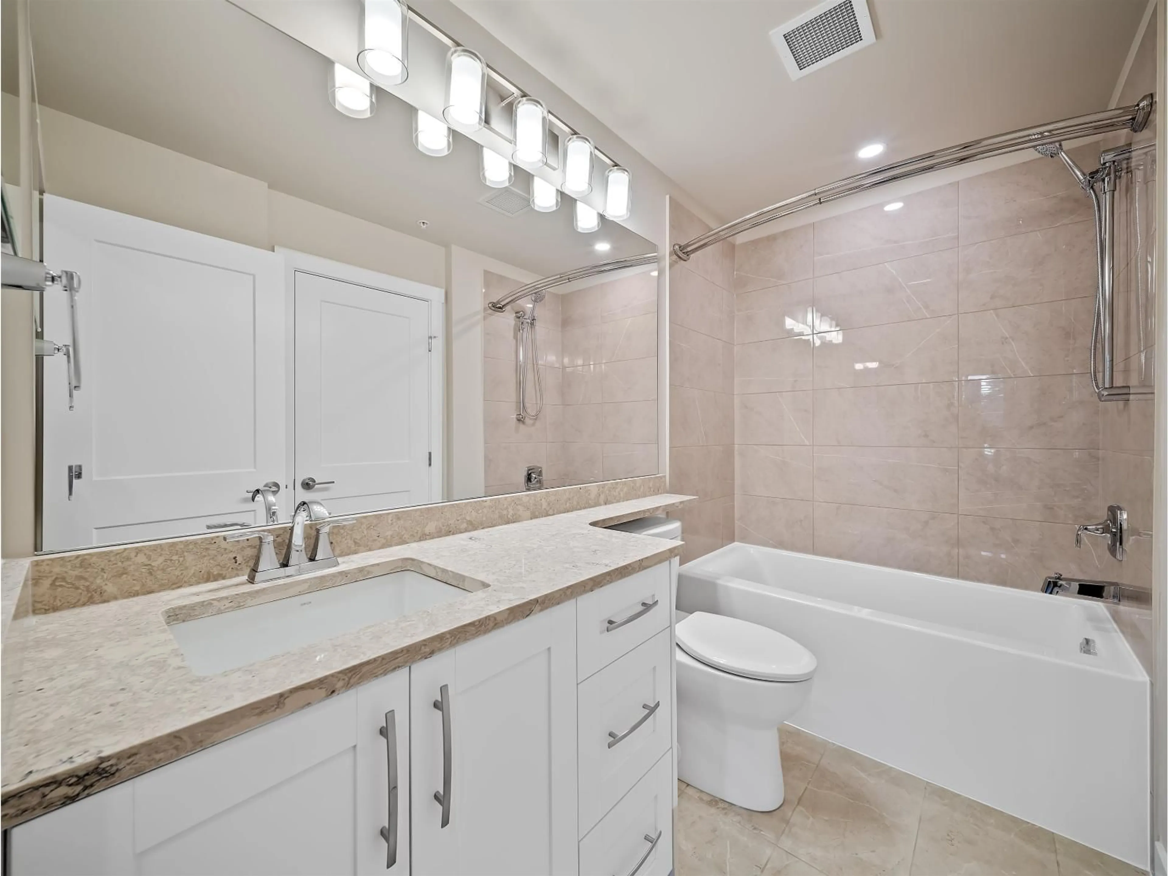 Standard bathroom, ceramic/tile floor for A524 - 8233 208B STREET STREET, Langley British Columbia V2Y4M7