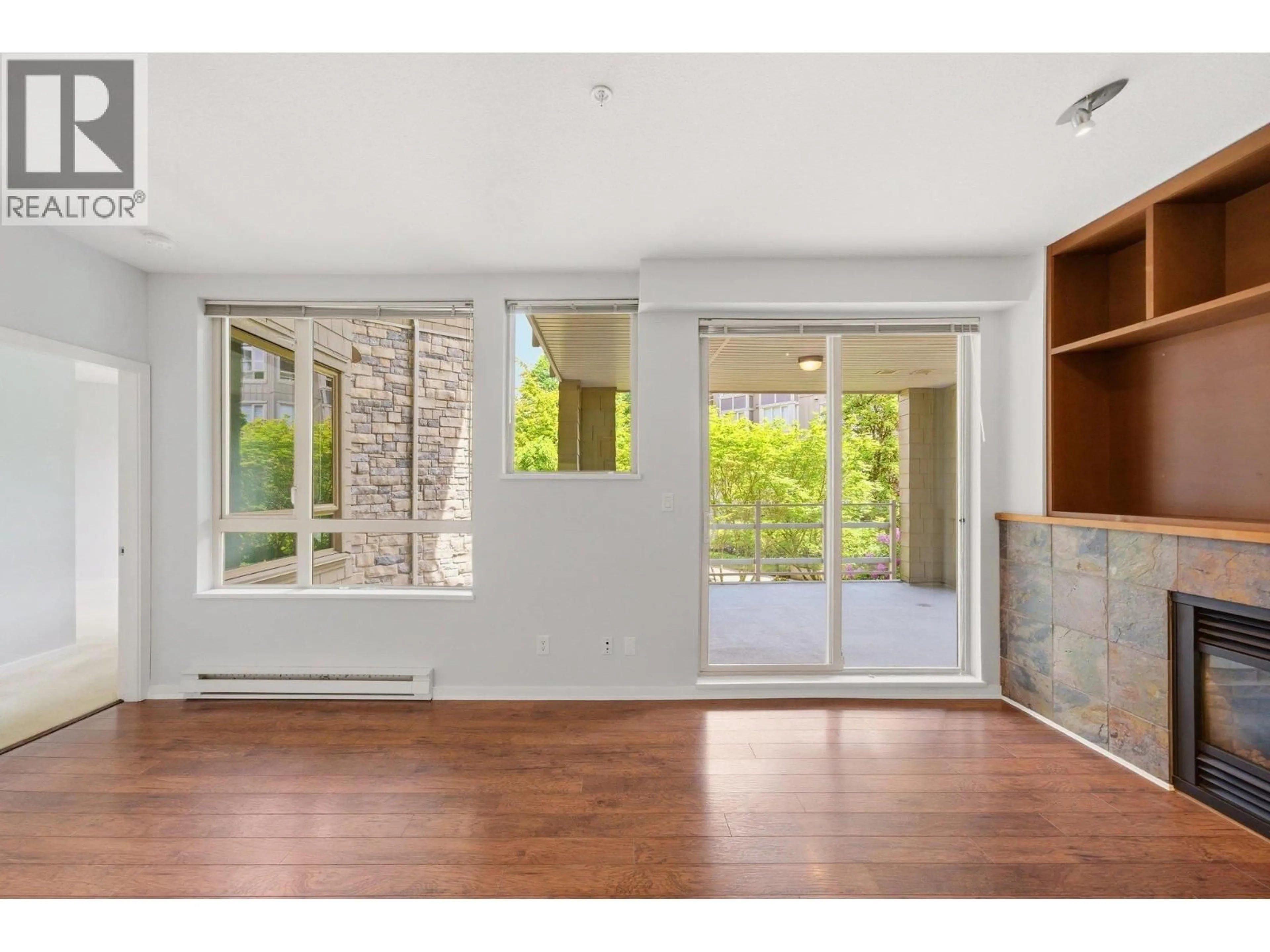 Unknown for 318 - 560 RAVEN WOODS DRIVE, North Vancouver British Columbia V7G2T3