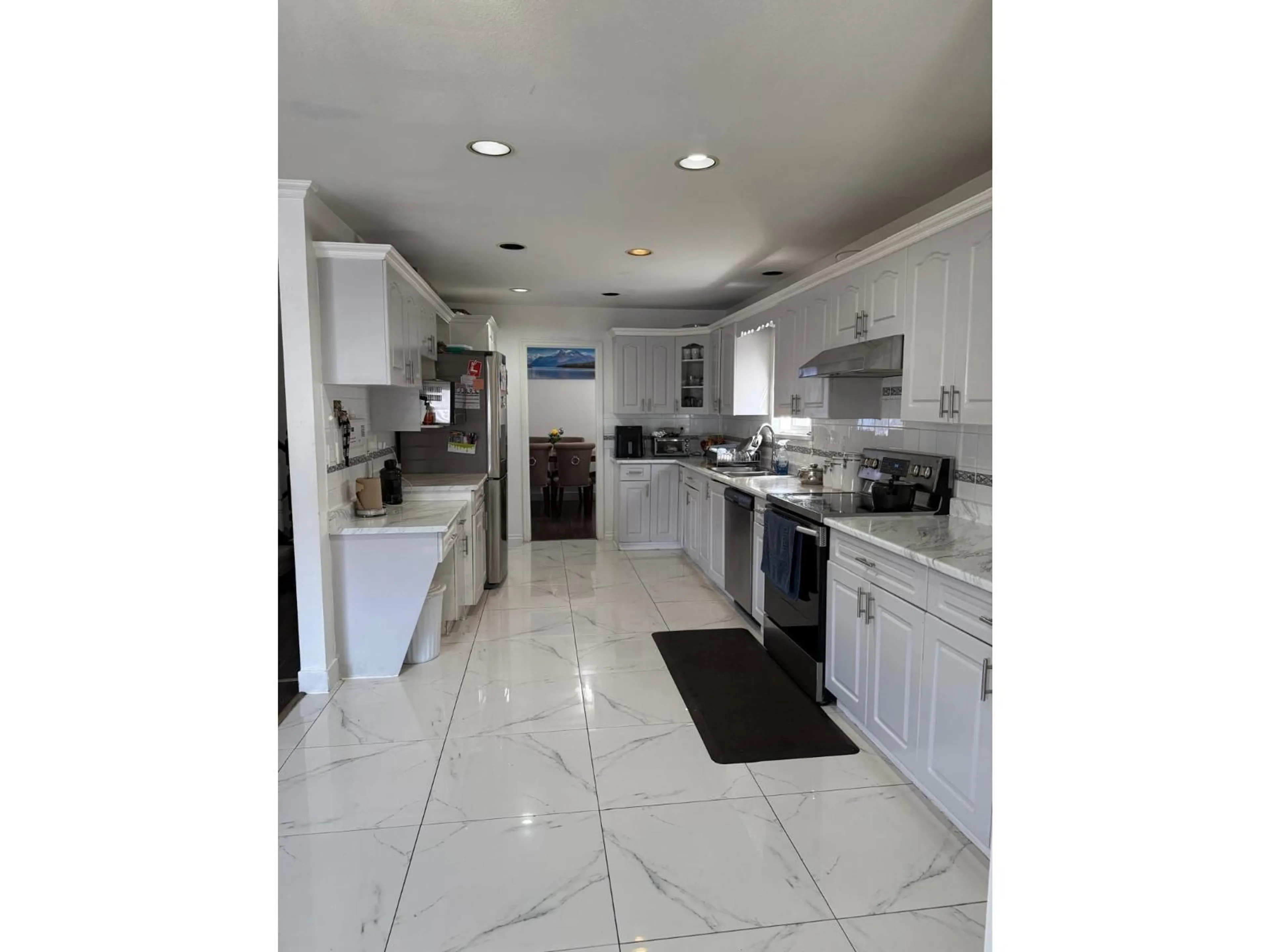 Unknown for 6643 127 STREET, Surrey British Columbia V3W1G5