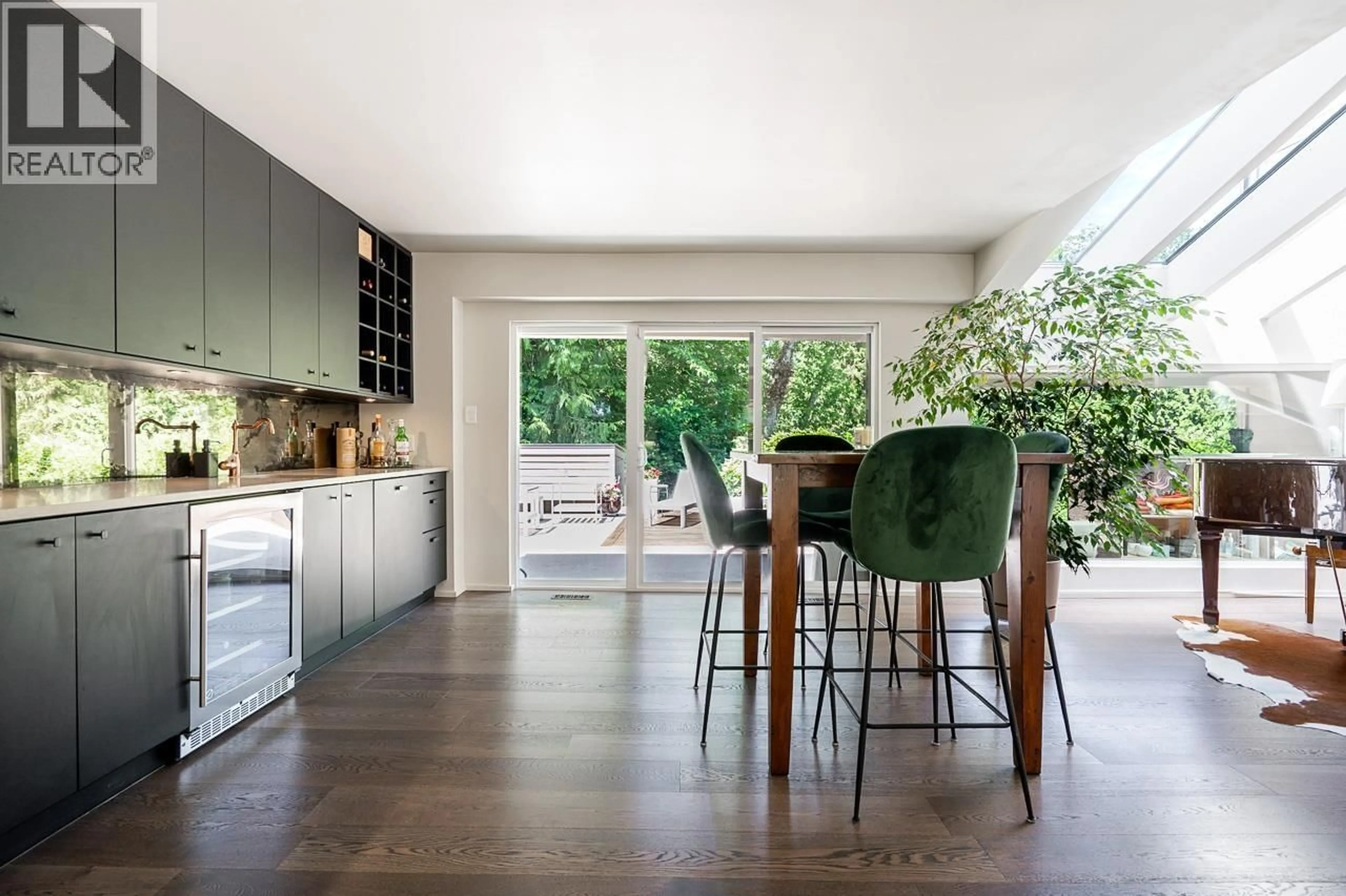 Contemporary kitchen, unknown for 4241 YUCULTA CRESCENT, Vancouver British Columbia V6N4A9
