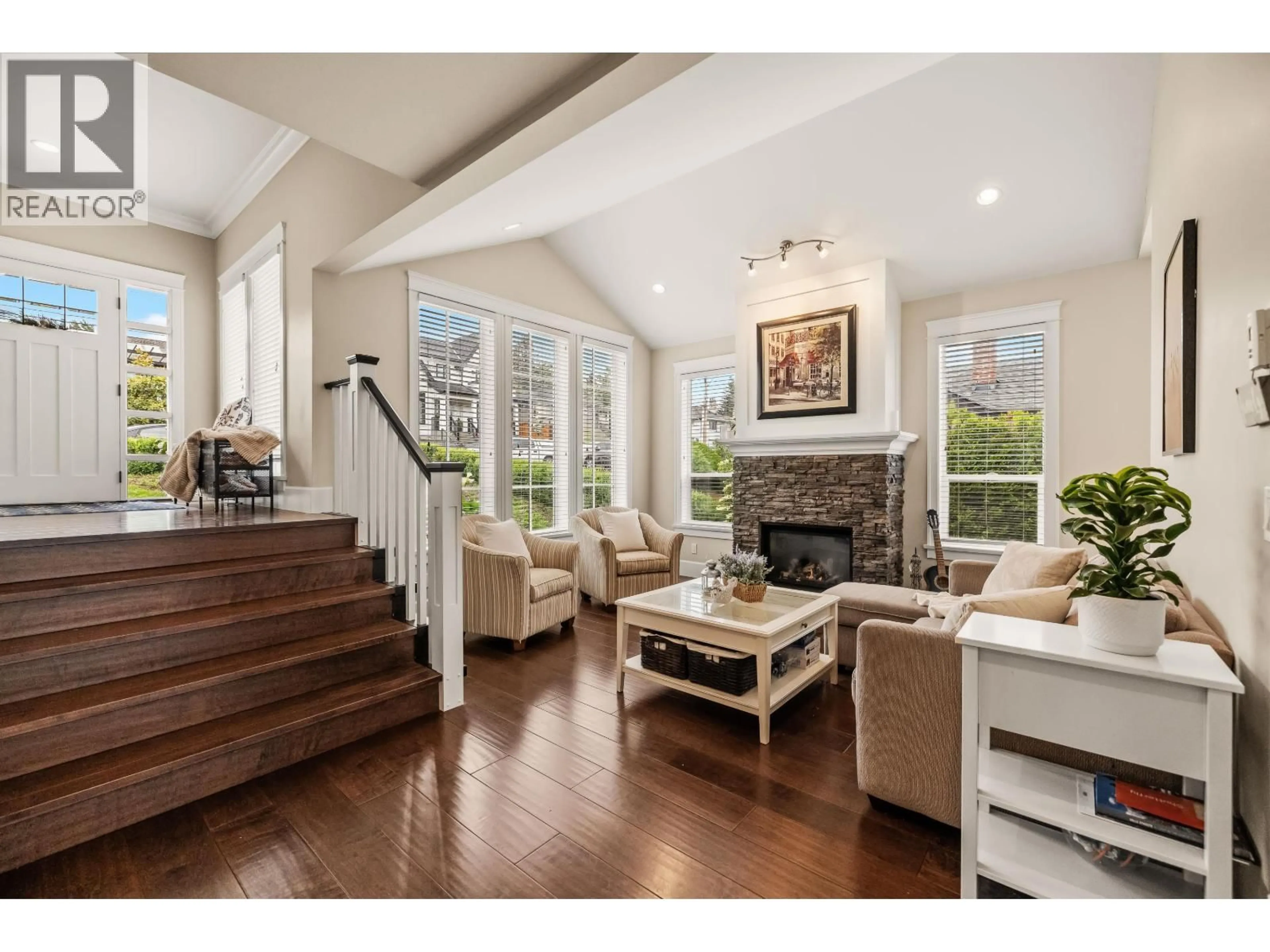 Living room with furniture, wood/laminate floor for 1712 NANAIMO STREET, New Westminster British Columbia V3M2G6
