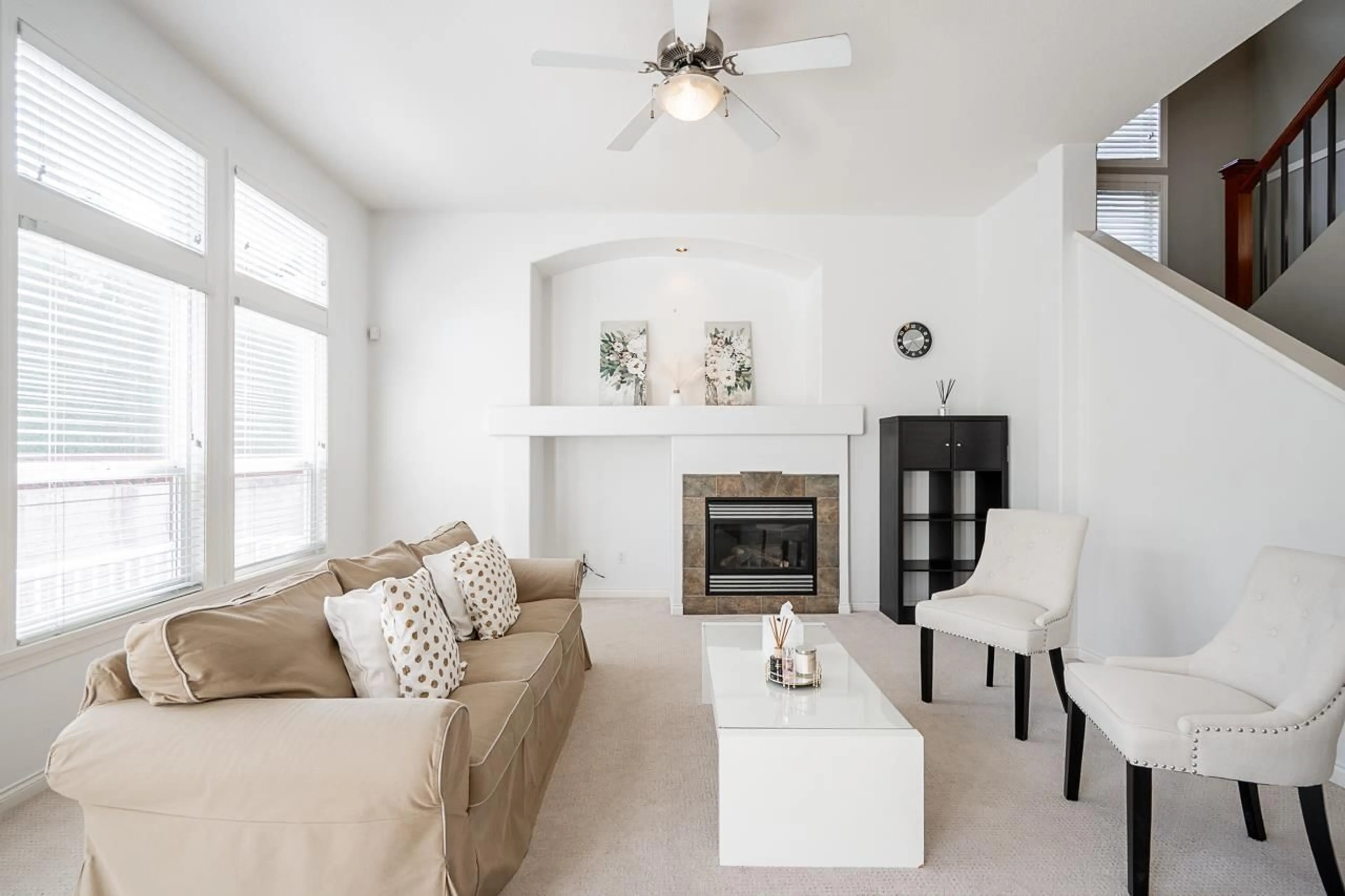 Living room with furniture, unknown for 14722 59 AVENUE, Surrey British Columbia V3S0V7