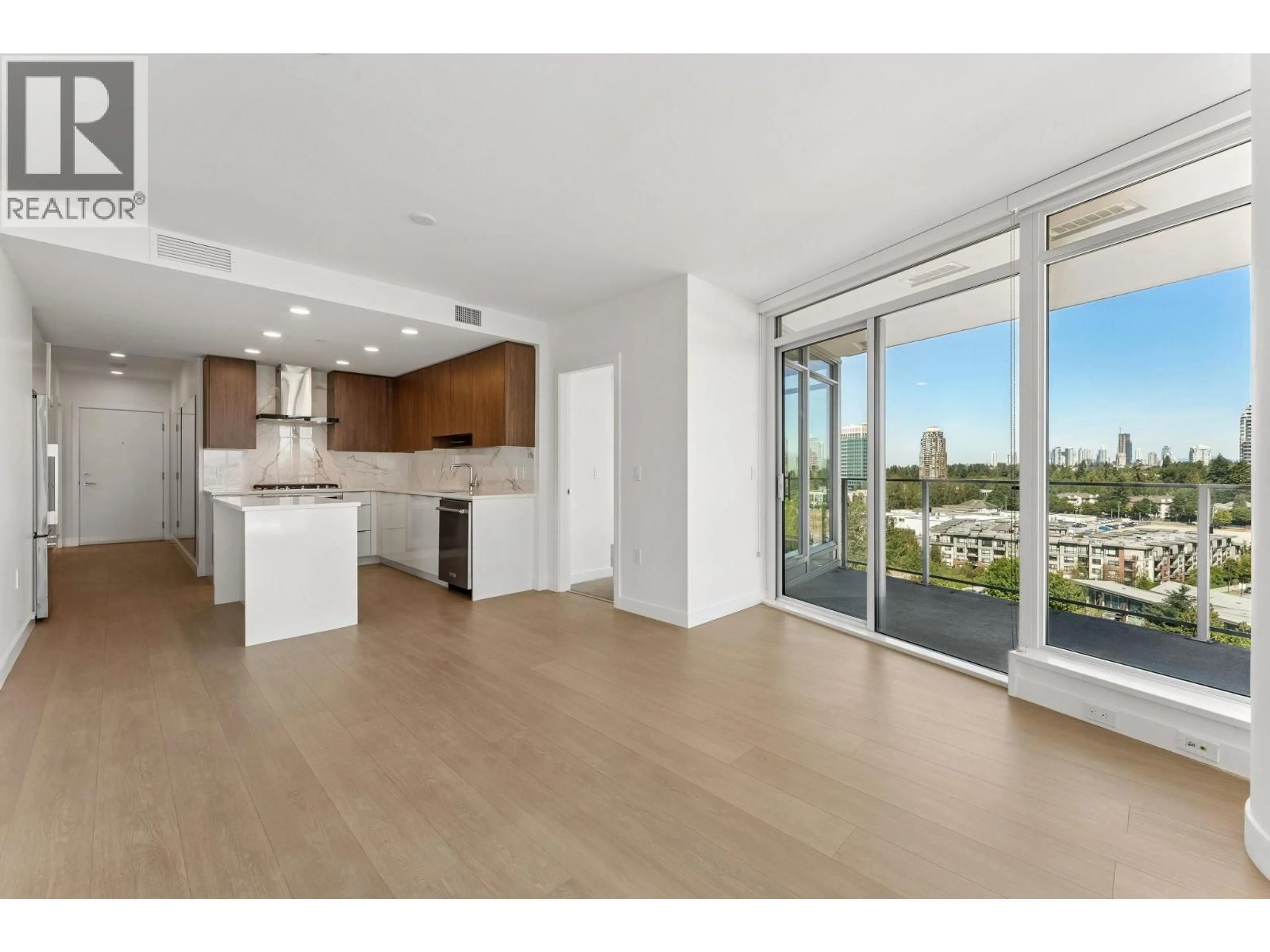 Open concept kitchen, unknown for 903 - 7683 PARK CRESCENT, Burnaby British Columbia V3N0J4