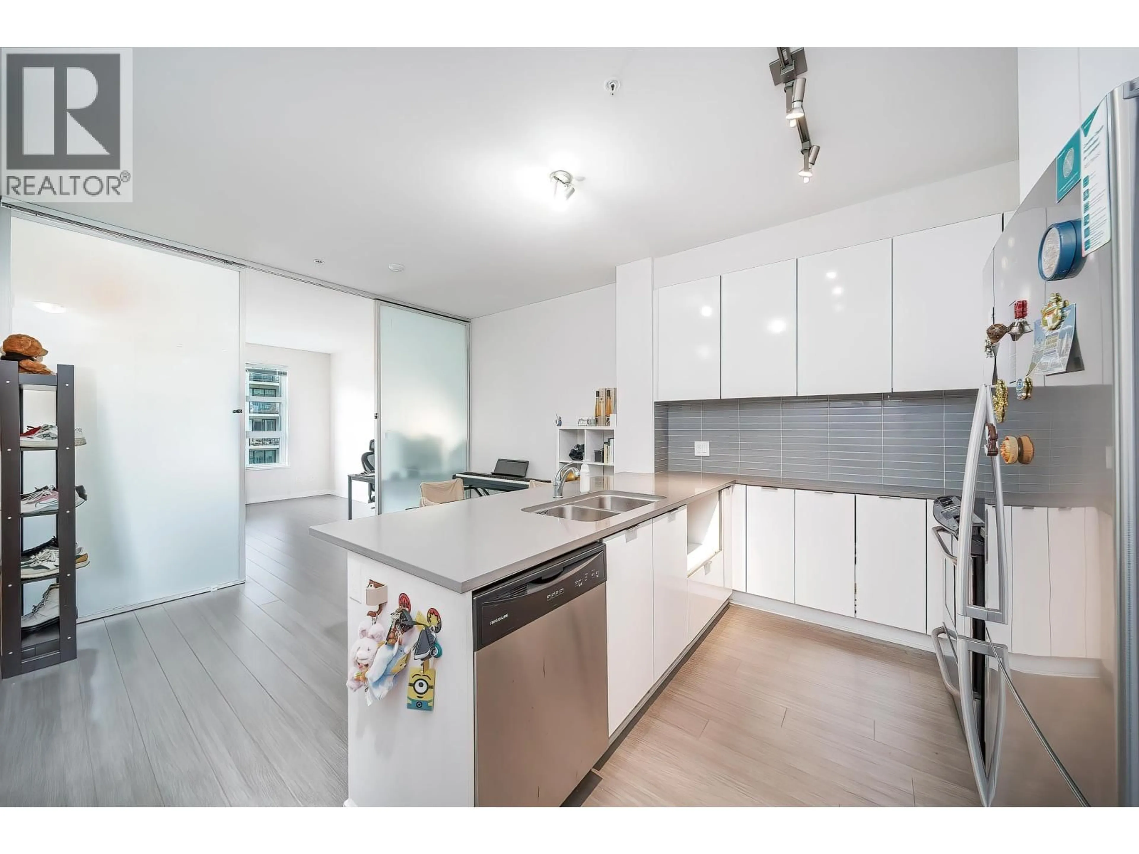 Unknown for 310 - 9877 UNIVERSITY CRESCENT, Burnaby British Columbia V5A0E5