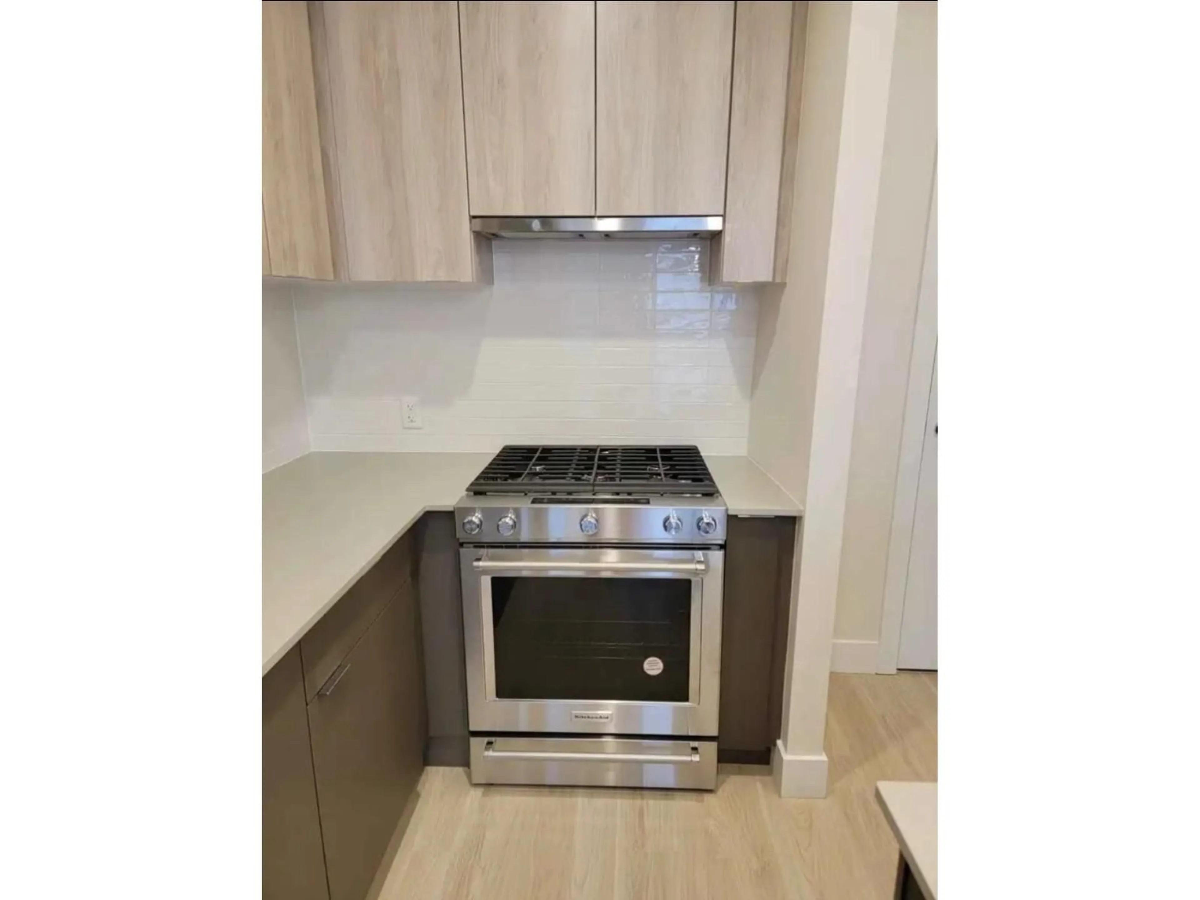 Standard kitchen, unknown for 213 - 6960 NICHOLSON ROAD, Delta British Columbia V4E0A9