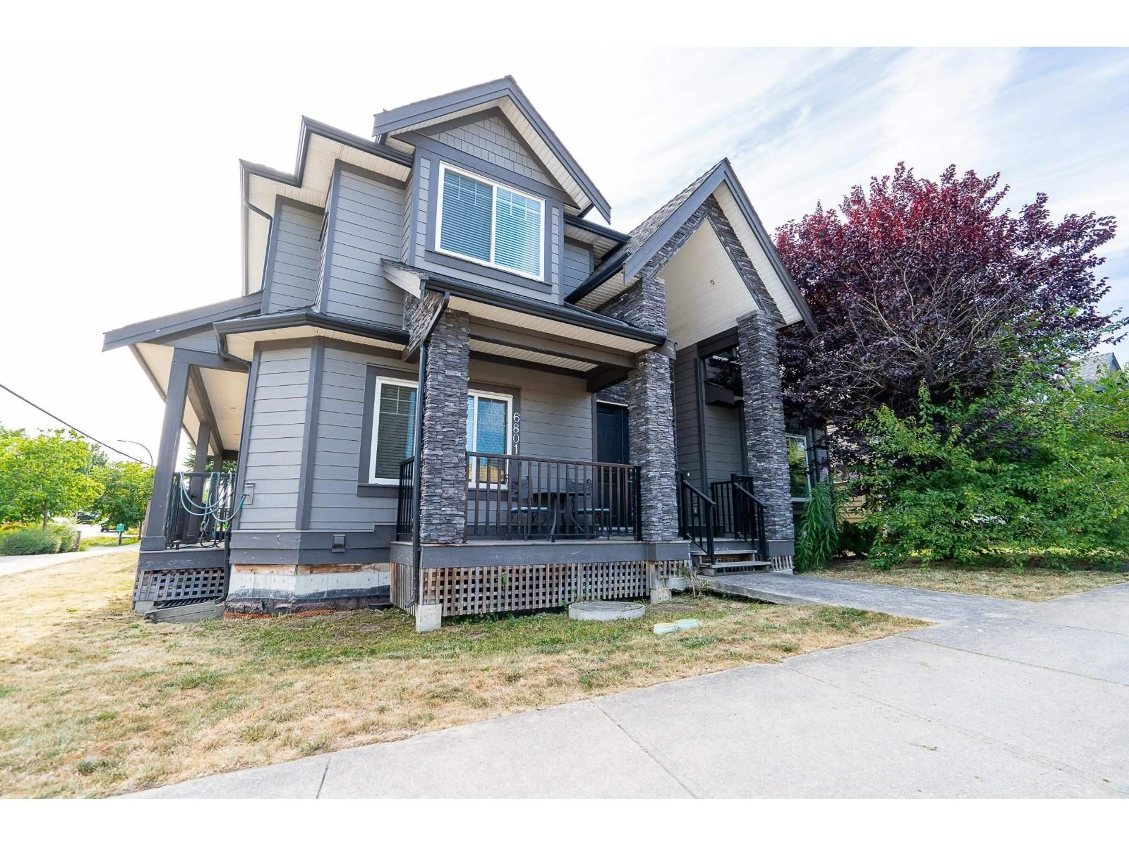 Home with vinyl exterior material, street for 6801 206 STREET, Langley British Columbia V2Y1R2