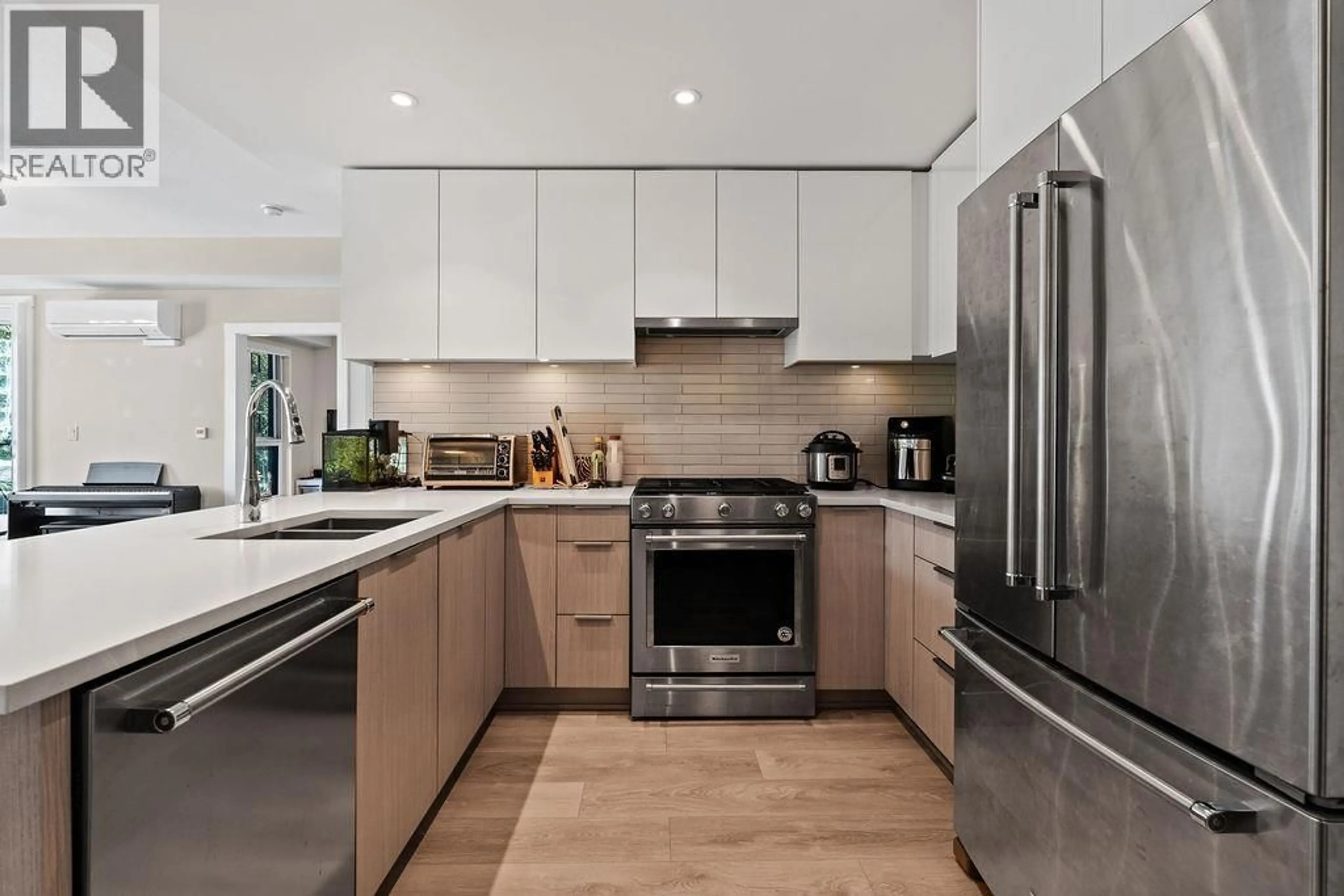 Contemporary kitchen, unknown for 409 - 8508 RIVERGRASS DRIVE, Vancouver British Columbia V5S0H7