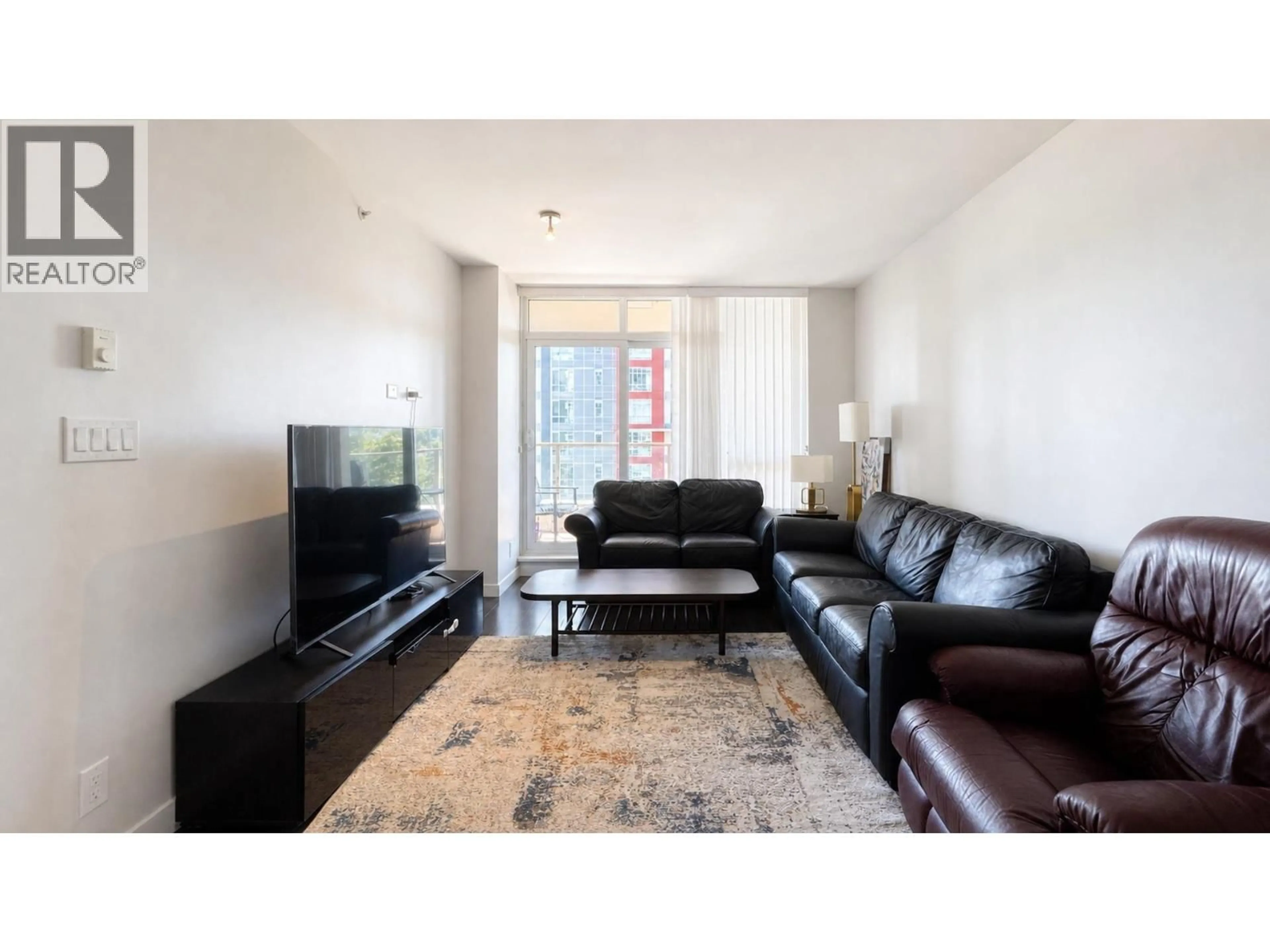 Living room with furniture, unknown for 1805 - 3093 WINDSOR GATE, Coquitlam British Columbia V3B0N2