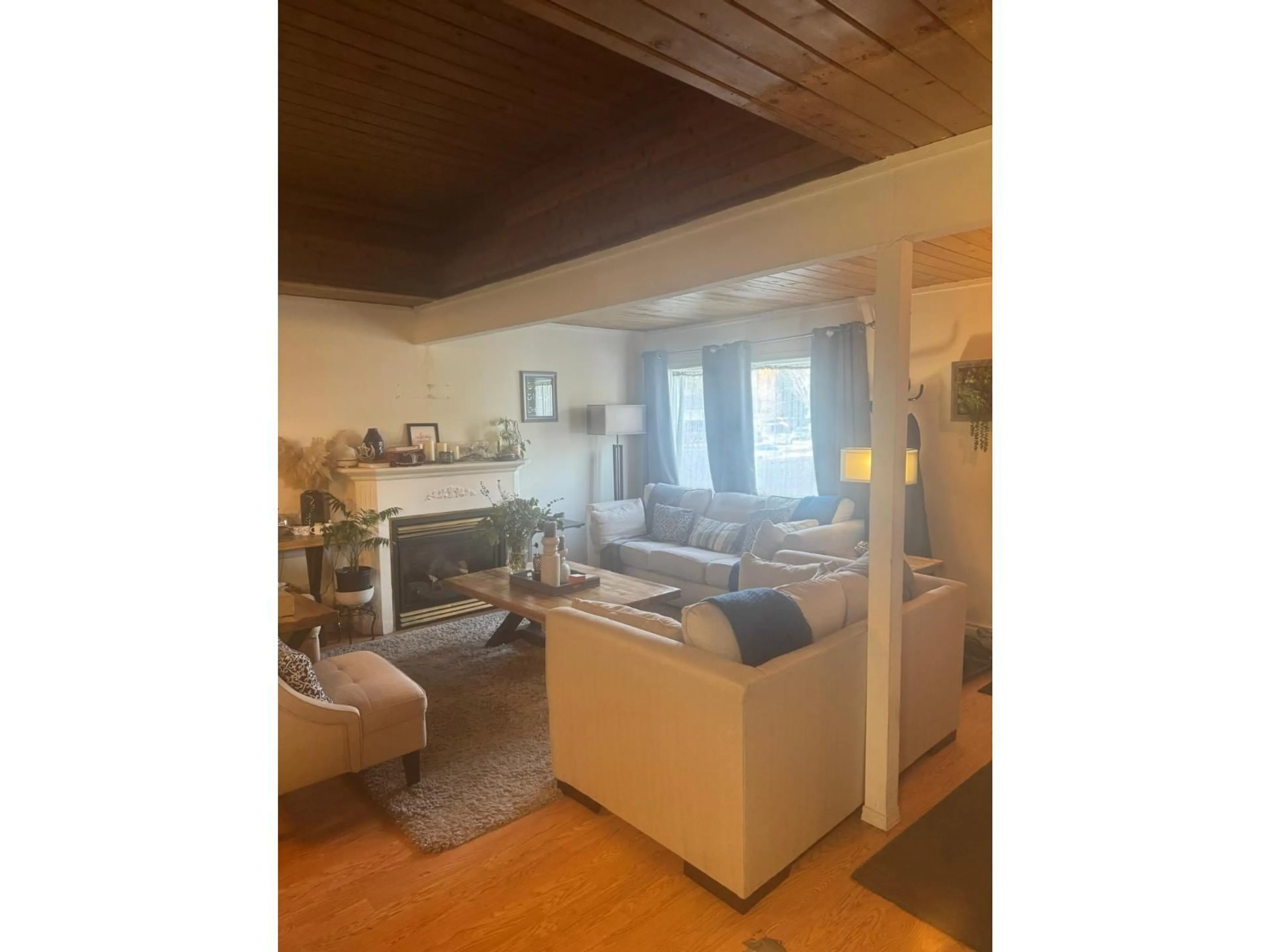 Living room with furniture, unknown for 7782 SWANSON DRIVE, Delta British Columbia V4C5C5