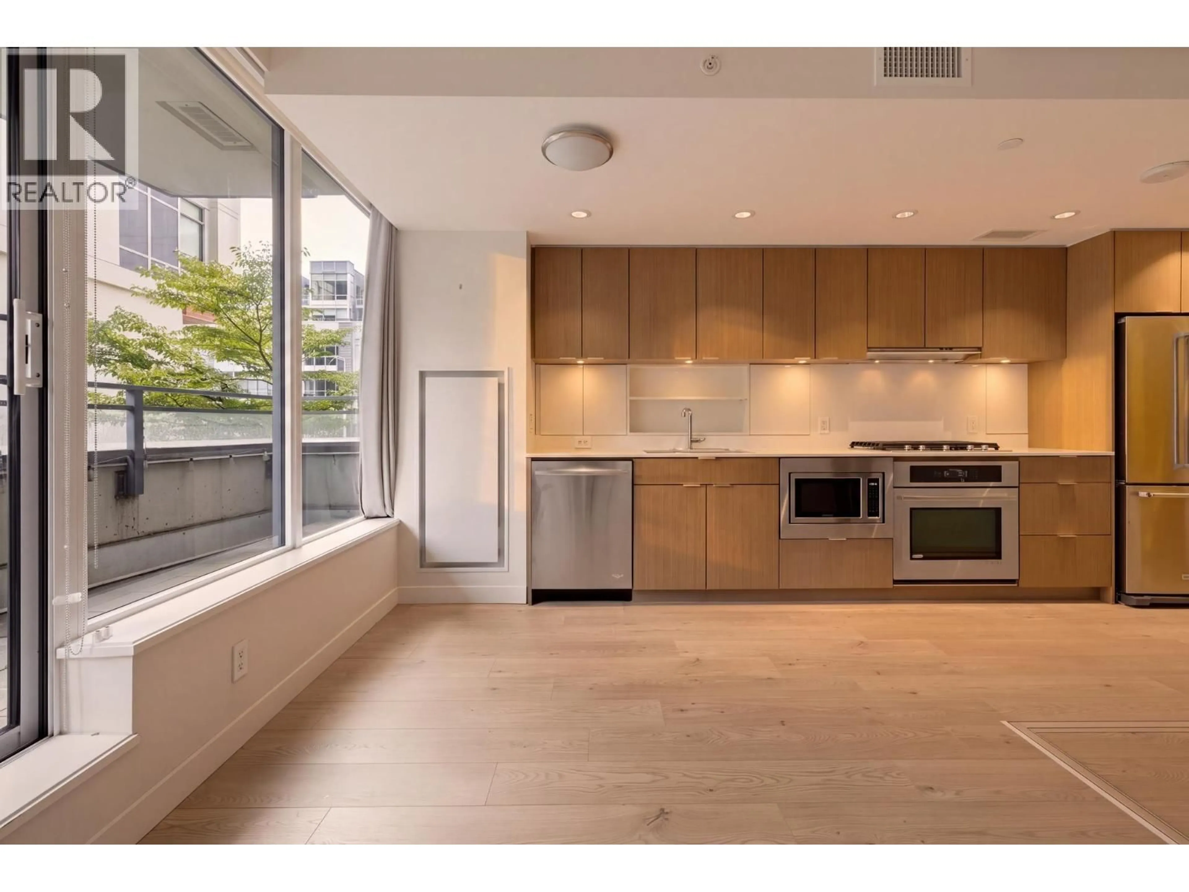 Unknown for 203 - 111 1ST AVENUE, Vancouver British Columbia V6A0E9