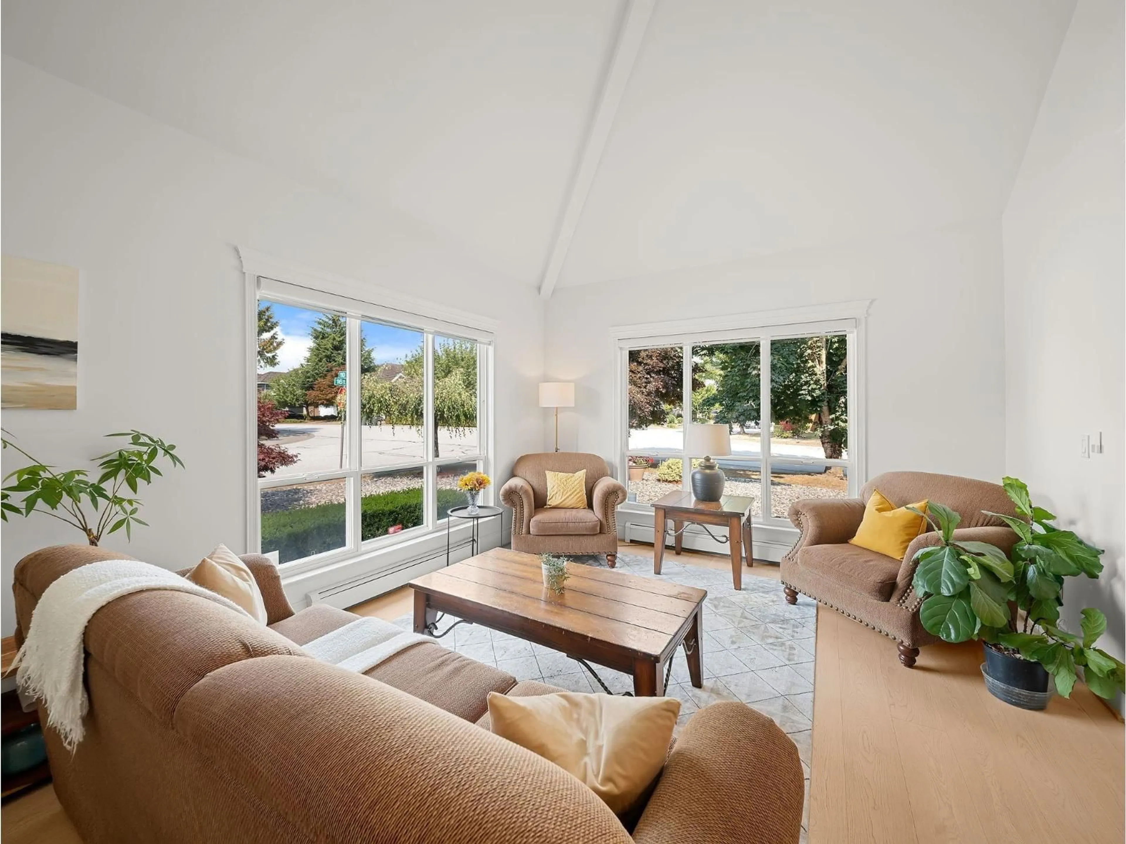 Living room with furniture, unknown for 16152 110 AVENUE, Surrey British Columbia V4N1P4