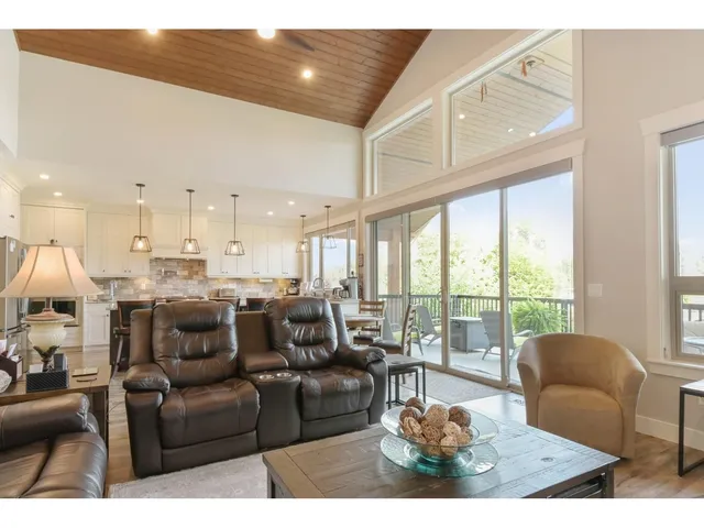 8506 LAKEVIEW ROAD, Mission 5