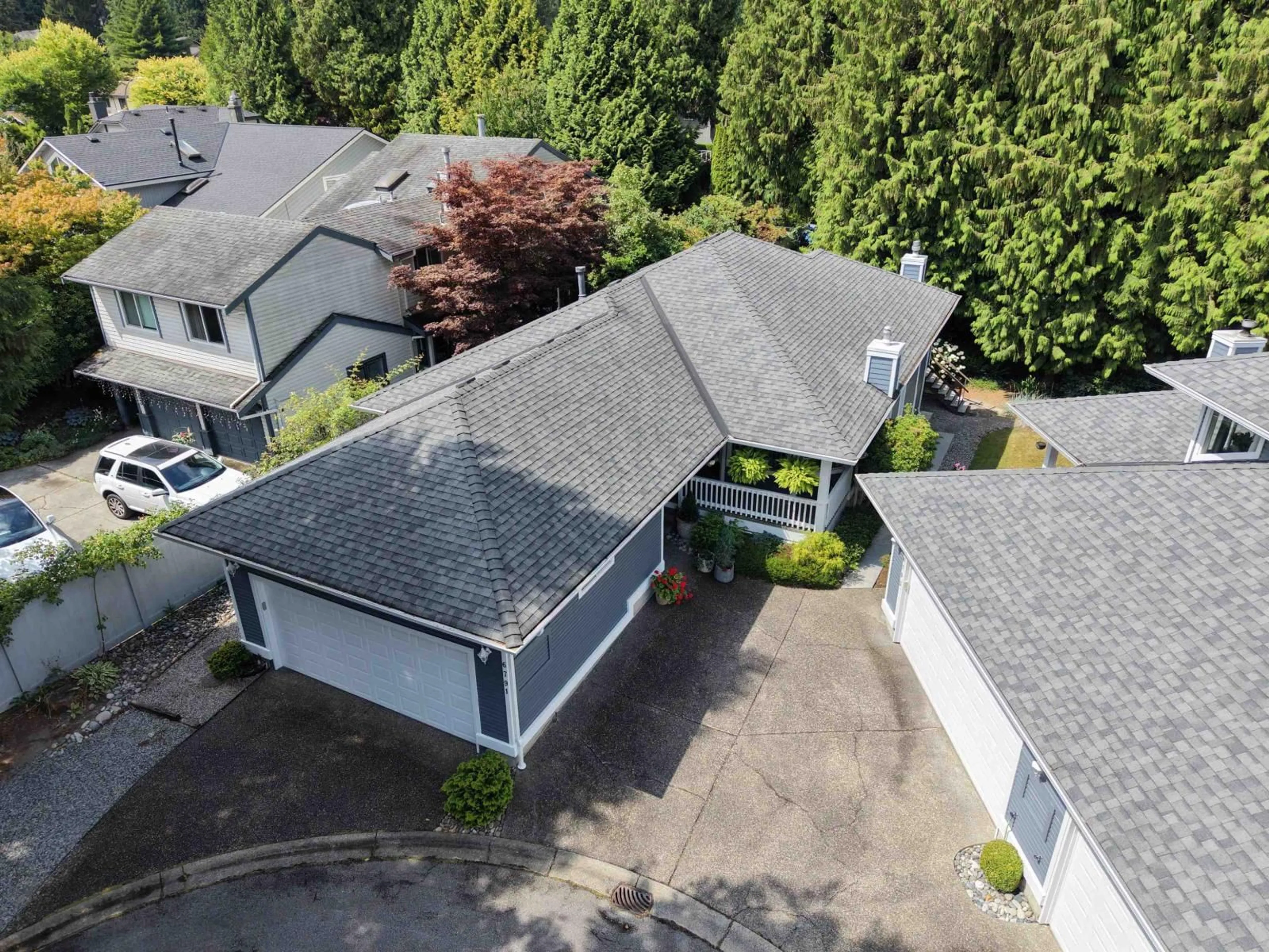 A pic from outside/outdoor area/front of a property/back of a property/a pic from drone, street for 6791 NICHOLSON ROAD, Delta British Columbia V4E2T3