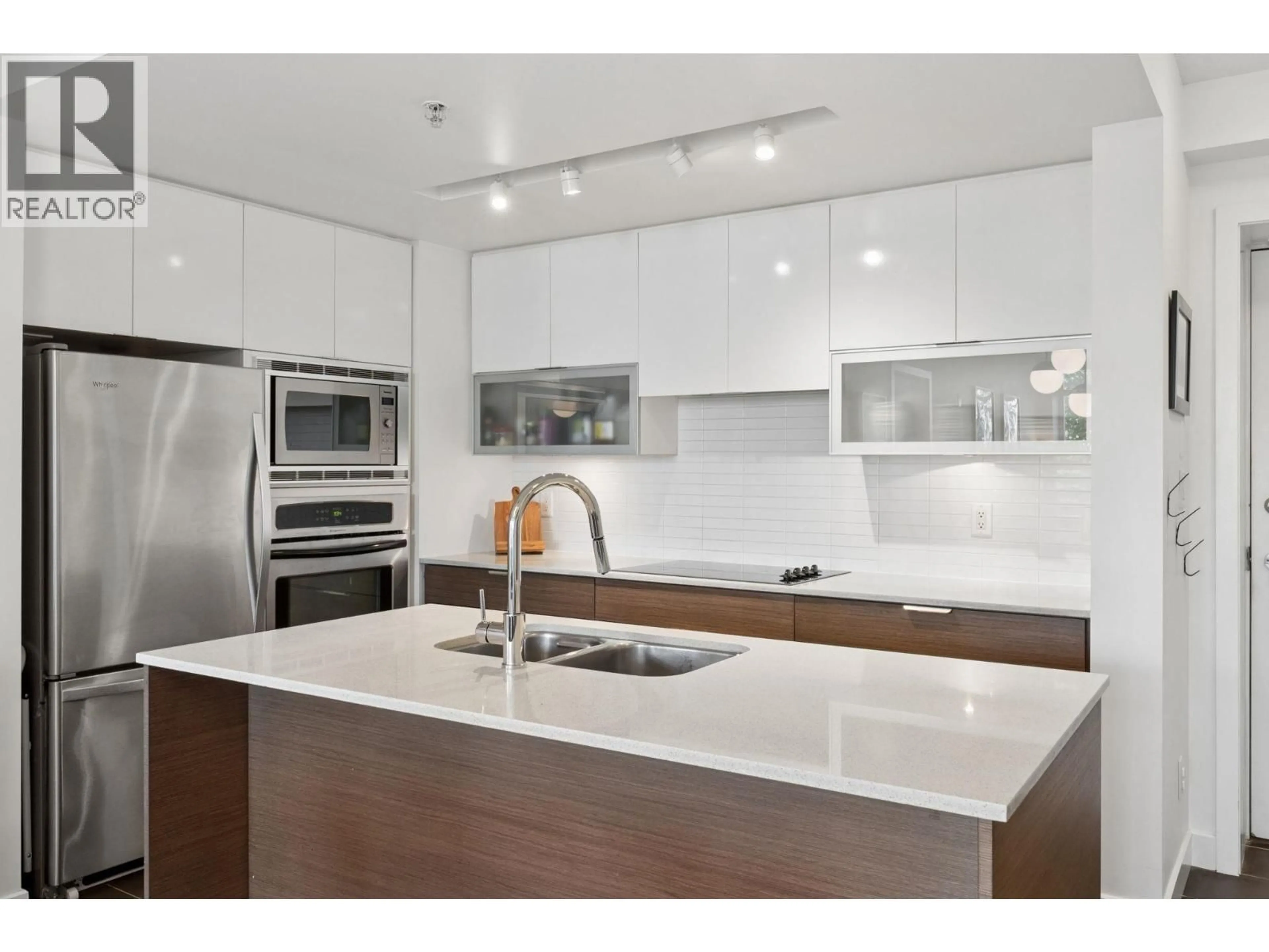 Unknown for 503 - 175 2ND STREET, North Vancouver British Columbia V7M0A5