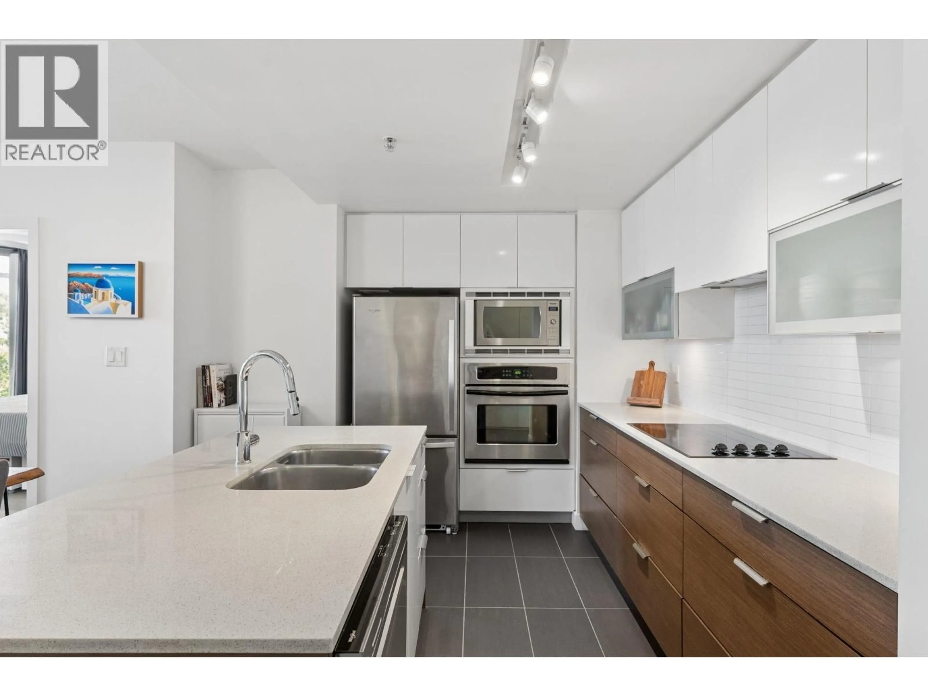 Unknown for 503 - 175 2ND STREET, North Vancouver British Columbia V7M0A5