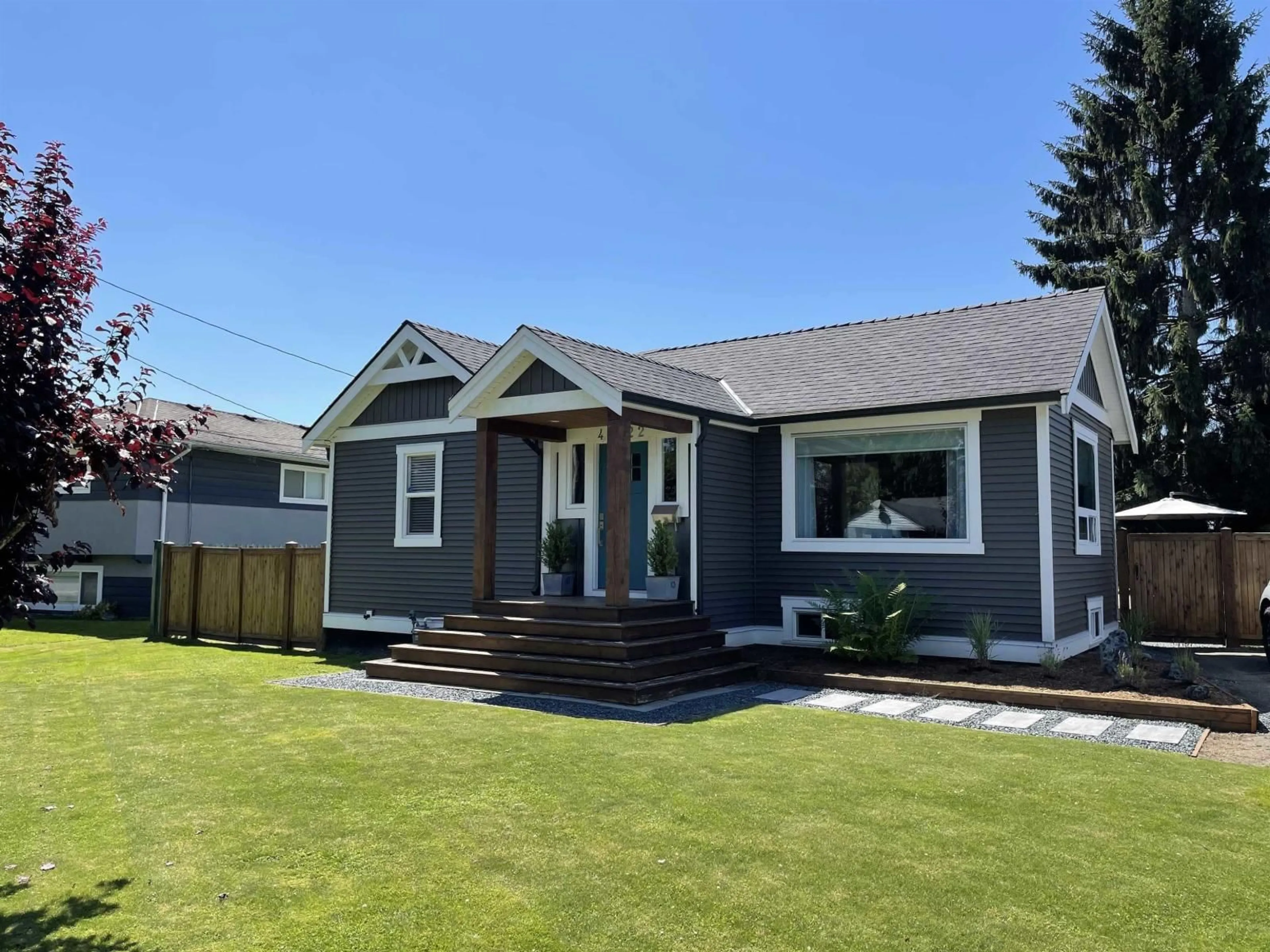 Home with vinyl exterior material, street for 46022 CLARKE DRIVE, Chilliwack British Columbia V2P3N6