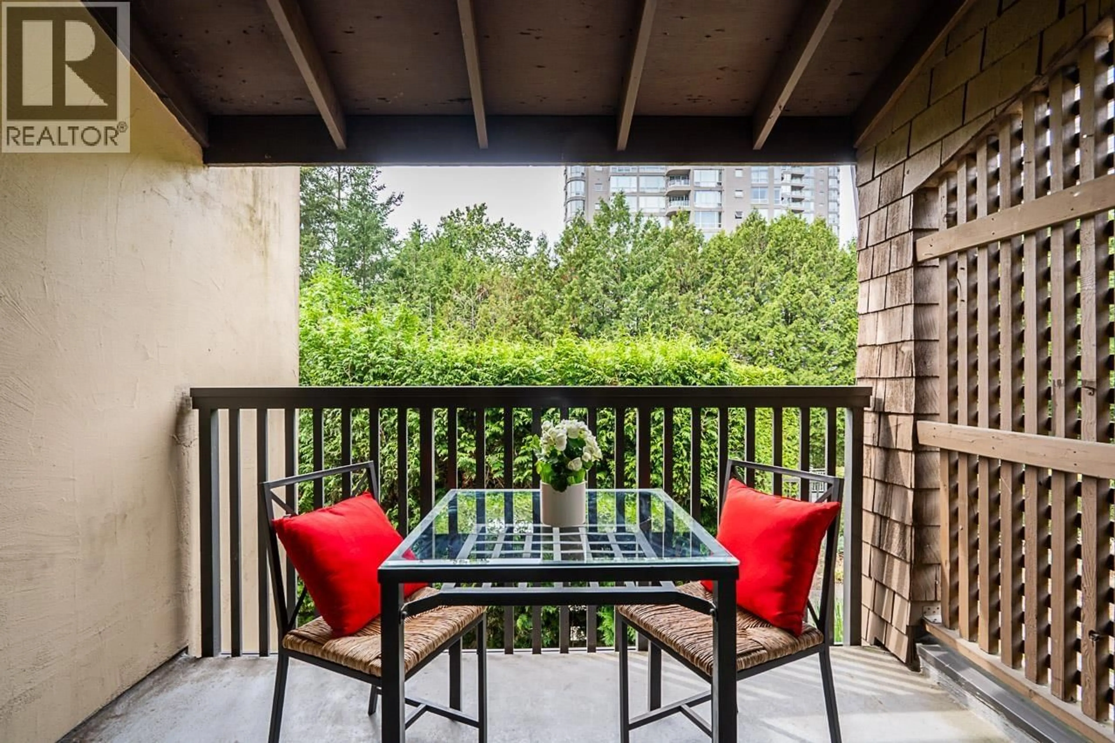 Patio, city buildings view from balcony for 506 - 9857 MANCHESTER DRIVE, Burnaby British Columbia V3N4P5