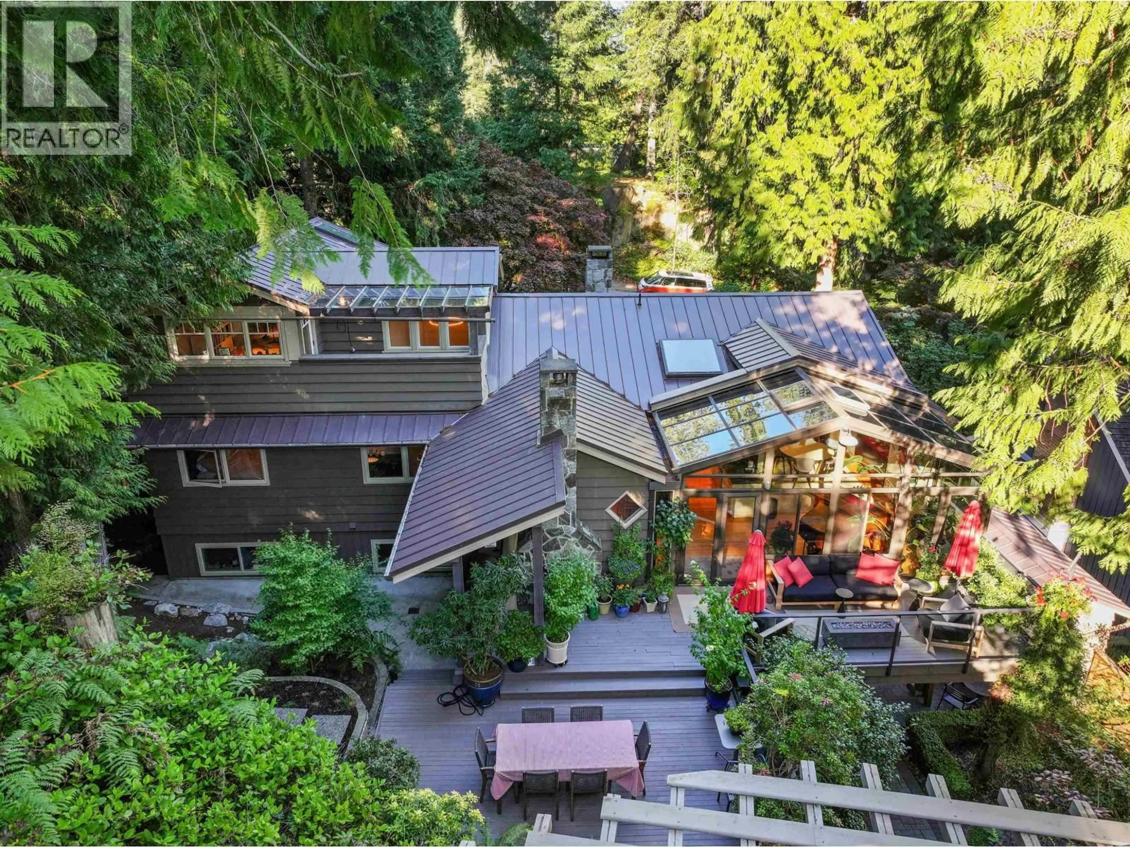 A pic from outside/outdoor area/front of a property/back of a property/a pic from drone, unknown for 4613 CAULFEILD DRIVE, West Vancouver British Columbia V7W2T9