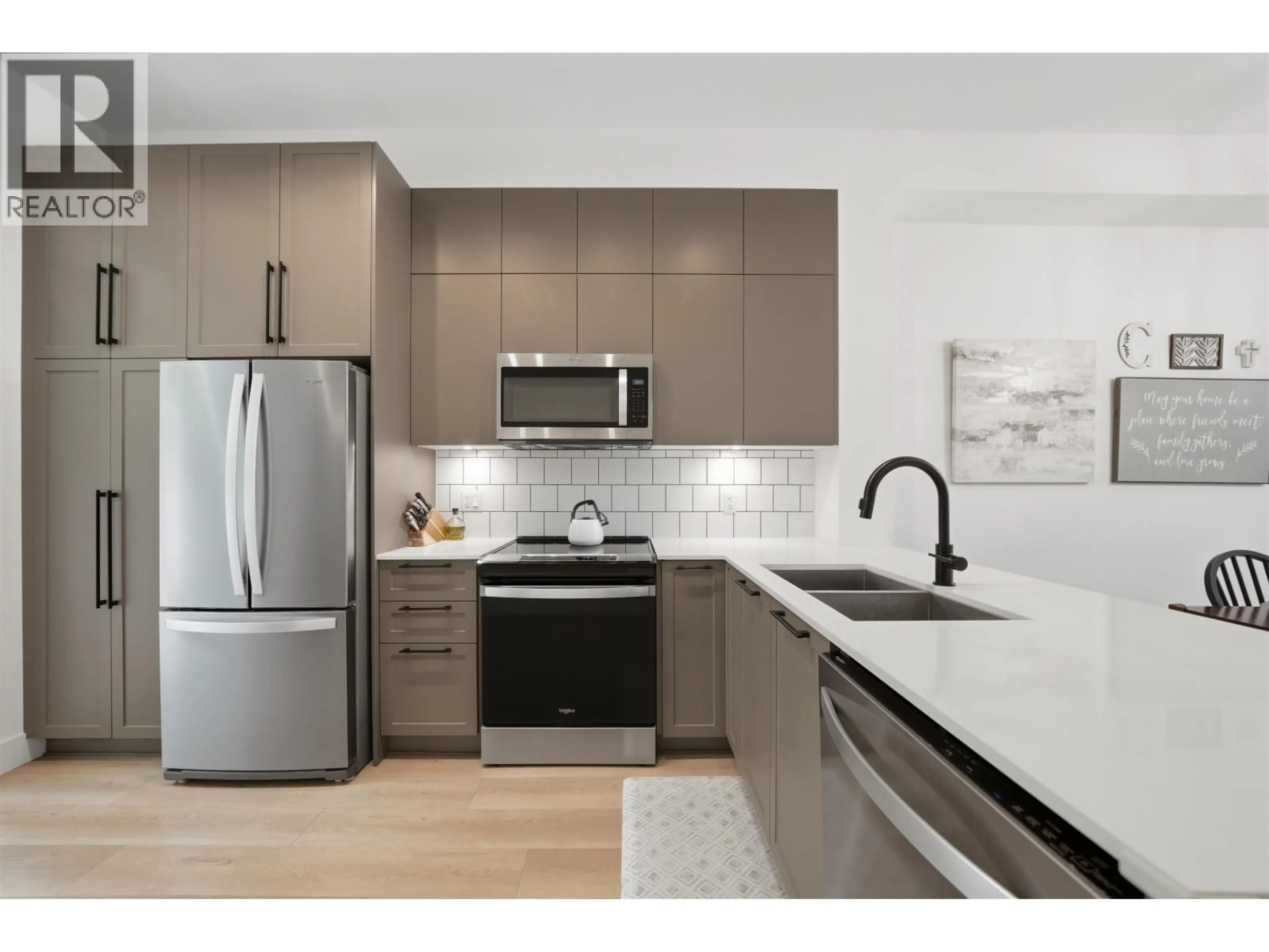 Standard kitchen, unknown for 92 - 19696 HAMMOND ROAD, Pitt Meadows British Columbia V3Y0G7