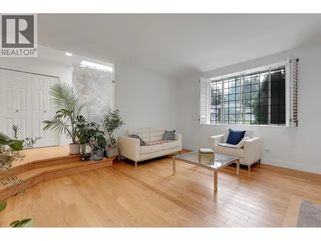 907 SPRICE AVENUE, Coquitlam 5