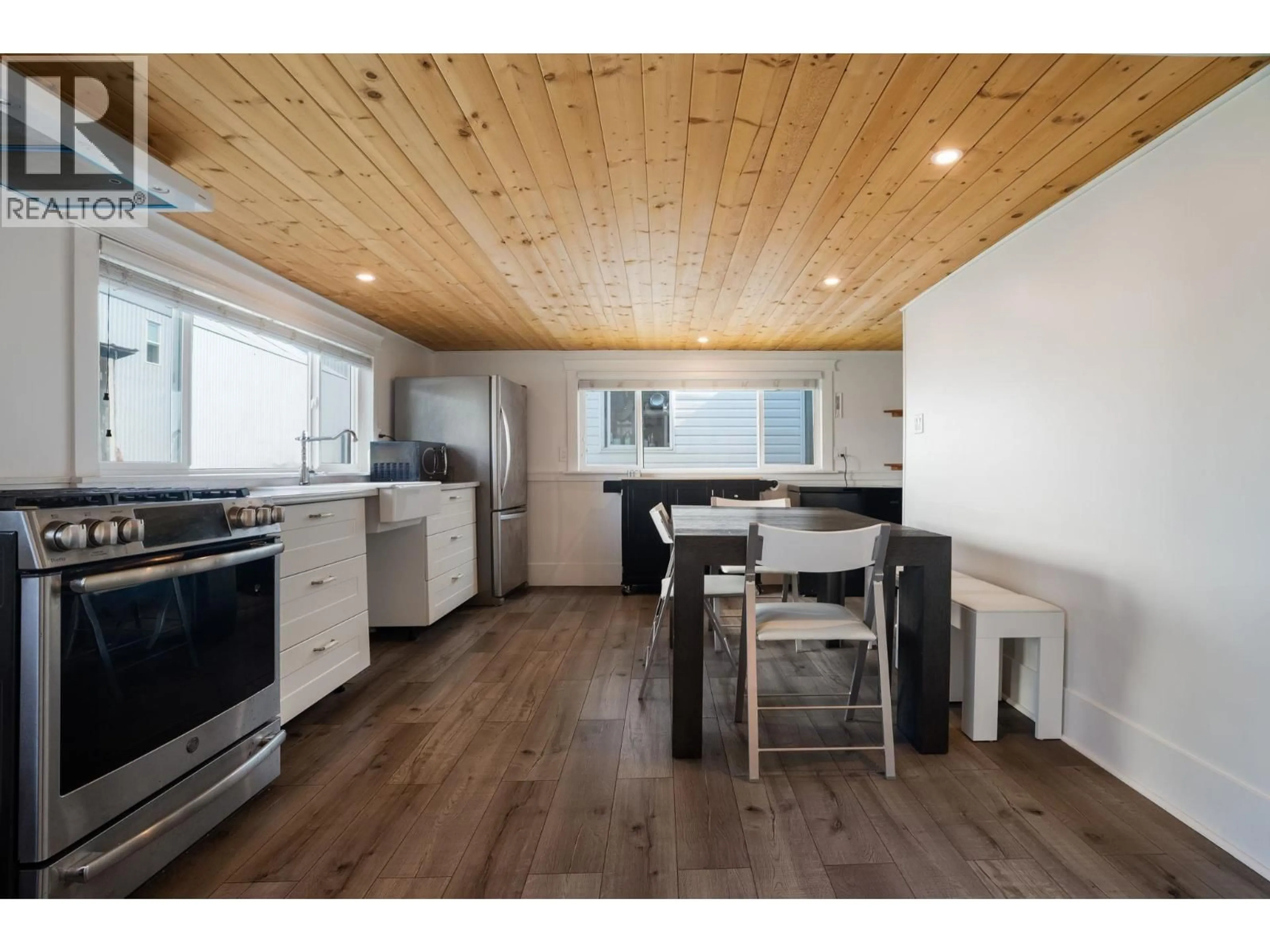 Open concept kitchen, wood/laminate floor for 5 - 23080 DYKE ROAD, Richmond British Columbia V6V1E1