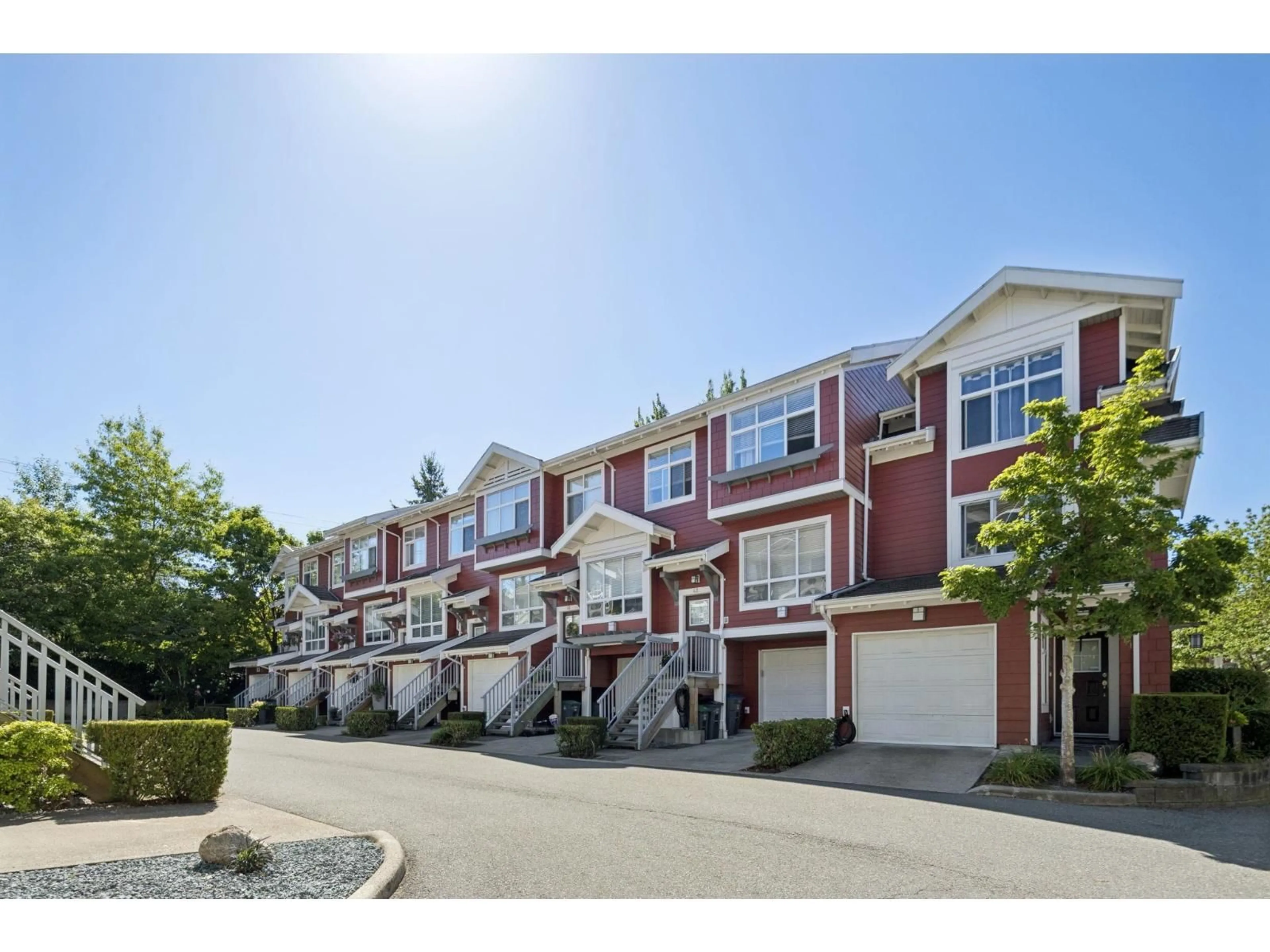 A pic from outside/outdoor area/front of a property/back of a property/a pic from drone, unknown for 37 - 15168 36 AVENUE, Surrey British Columbia V3Z0Z6
