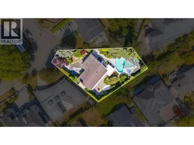 8660 FAIRFAX CRESCENT, Richmond 4