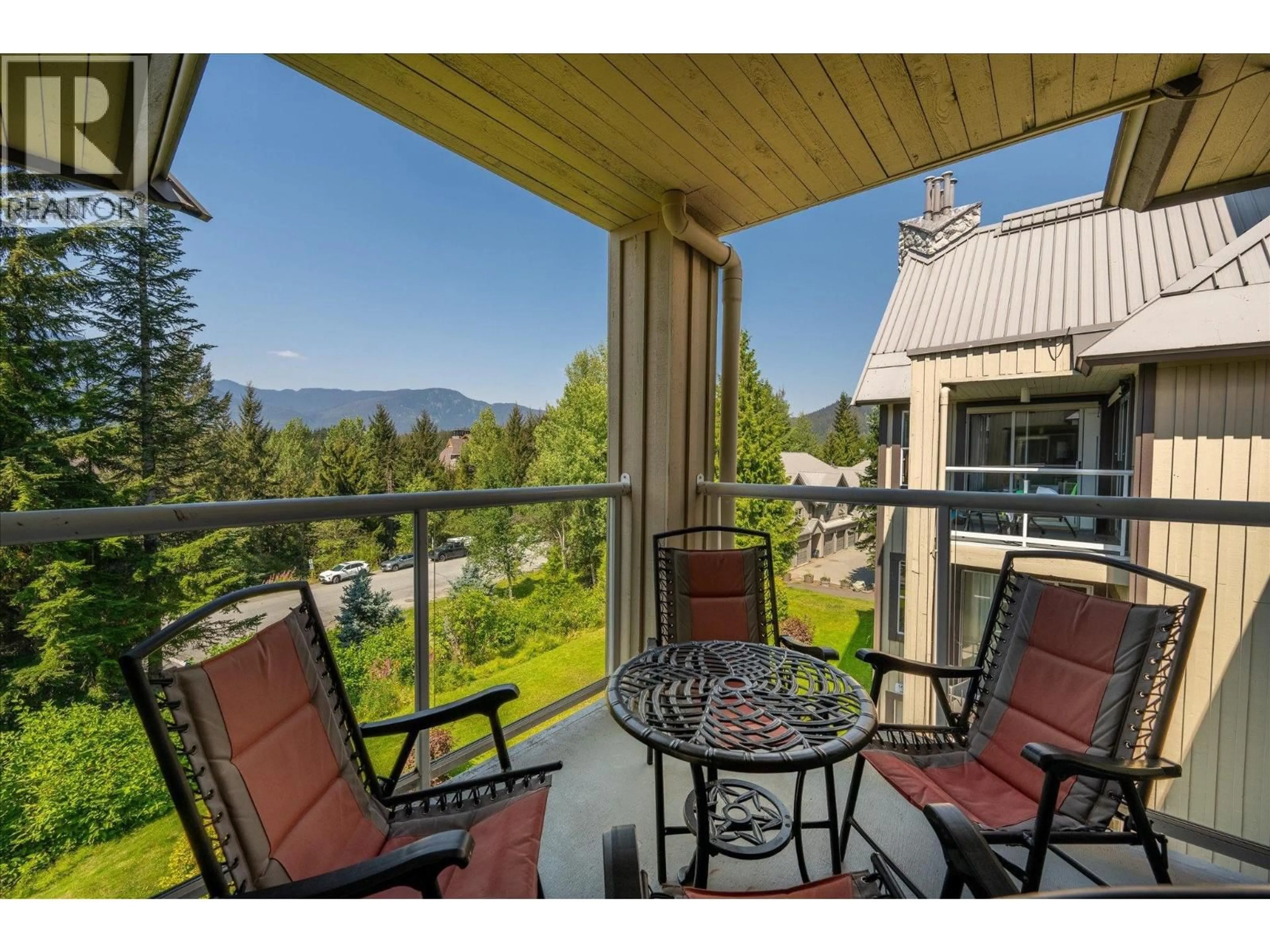 Patio, mountain view for 302 - 4749 SPEARHEAD DRIVE, Whistler British Columbia V8E1E9