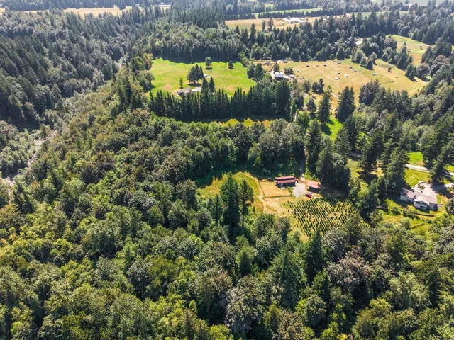 1420 JANOVICK ROAD, Columbia Valley 2
