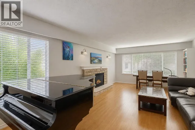 1743 49TH AVENUE, Vancouver 4