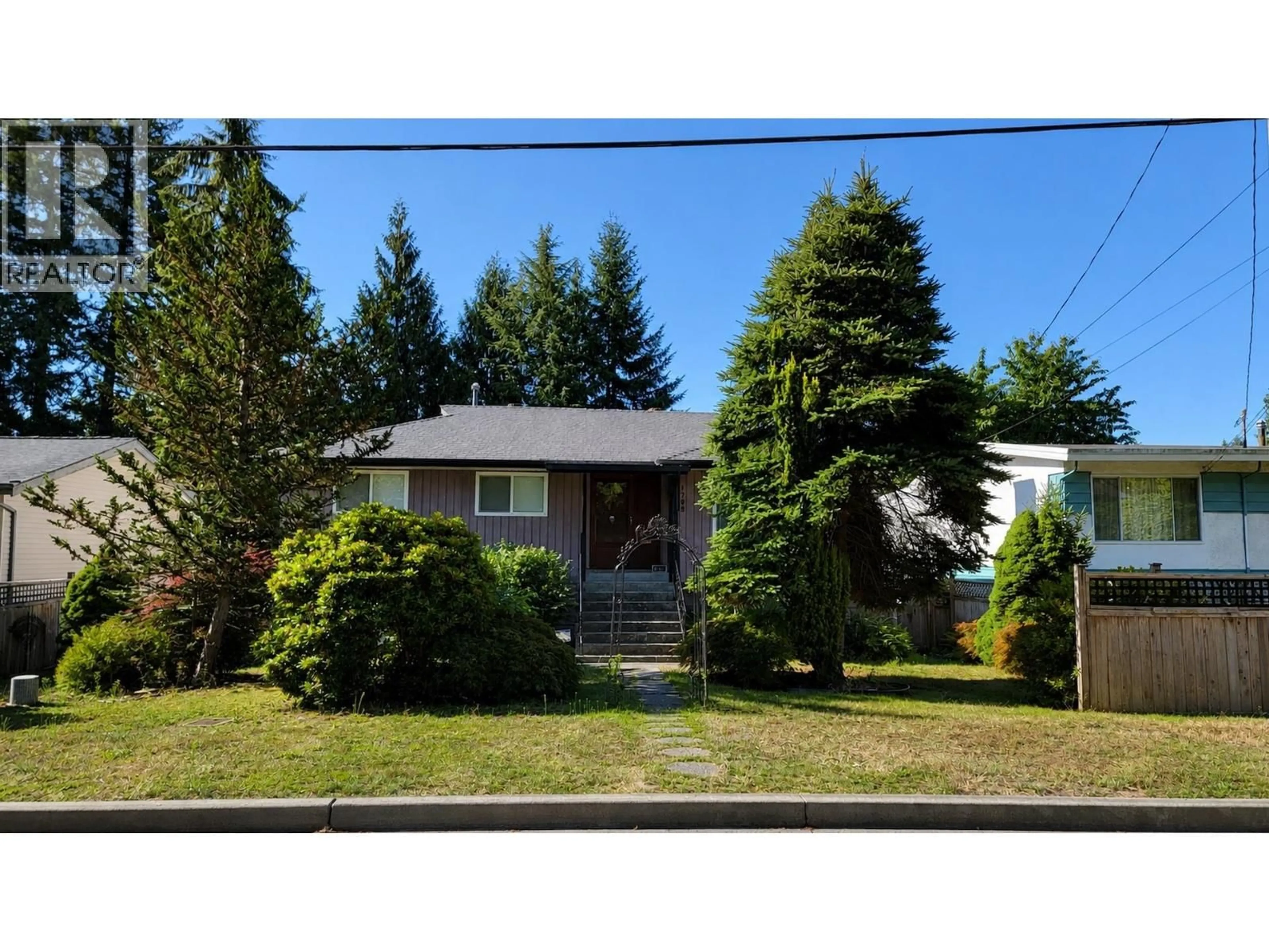 A pic from outside/outdoor area/front of a property/back of a property/a pic from drone, unknown for 1798 HEATHER AVENUE, Port Coquitlam British Columbia V3B2L1