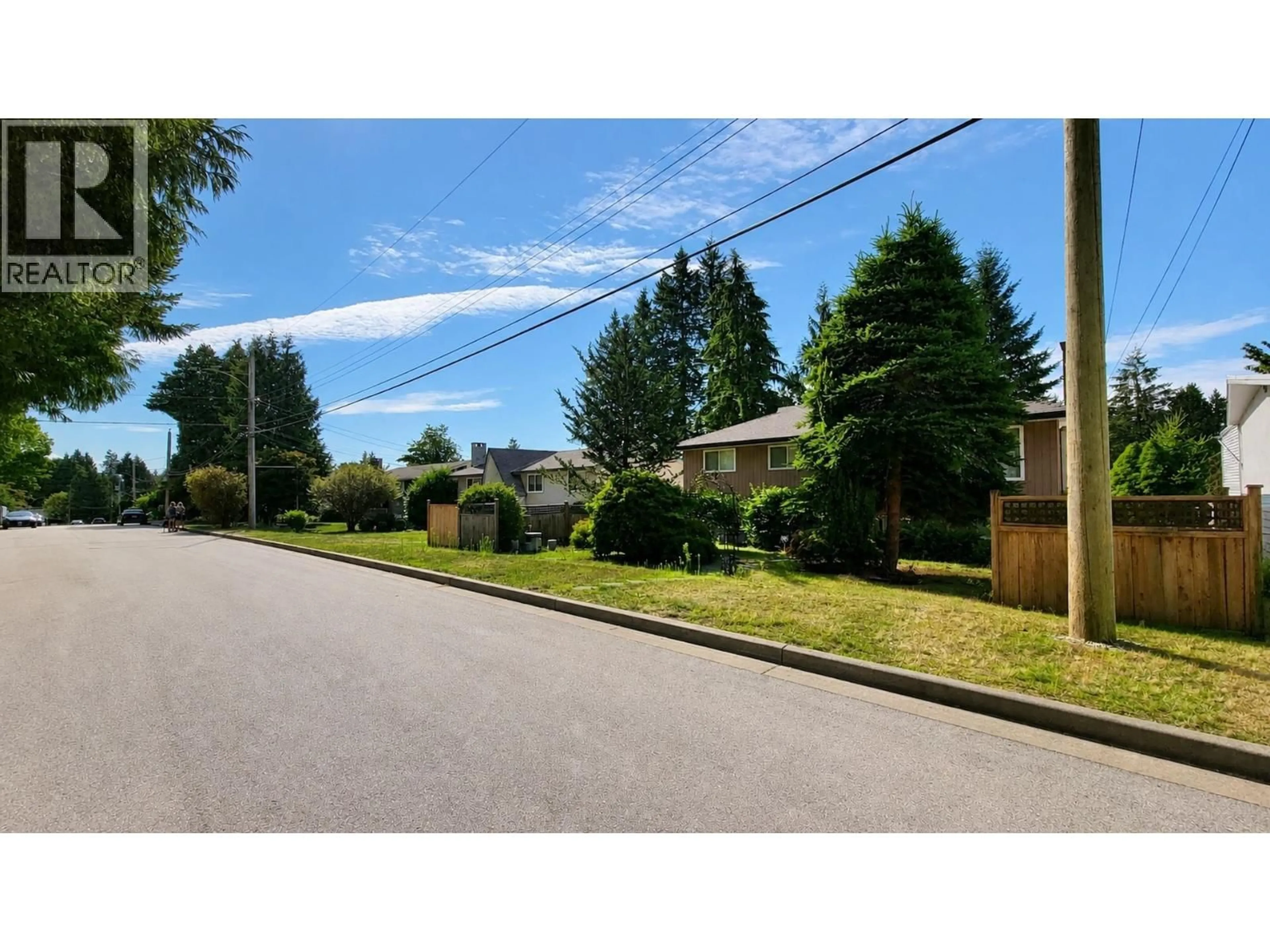 A pic from outside/outdoor area/front of a property/back of a property/a pic from drone, street for 1798 HEATHER AVENUE, Port Coquitlam British Columbia V3B2L1