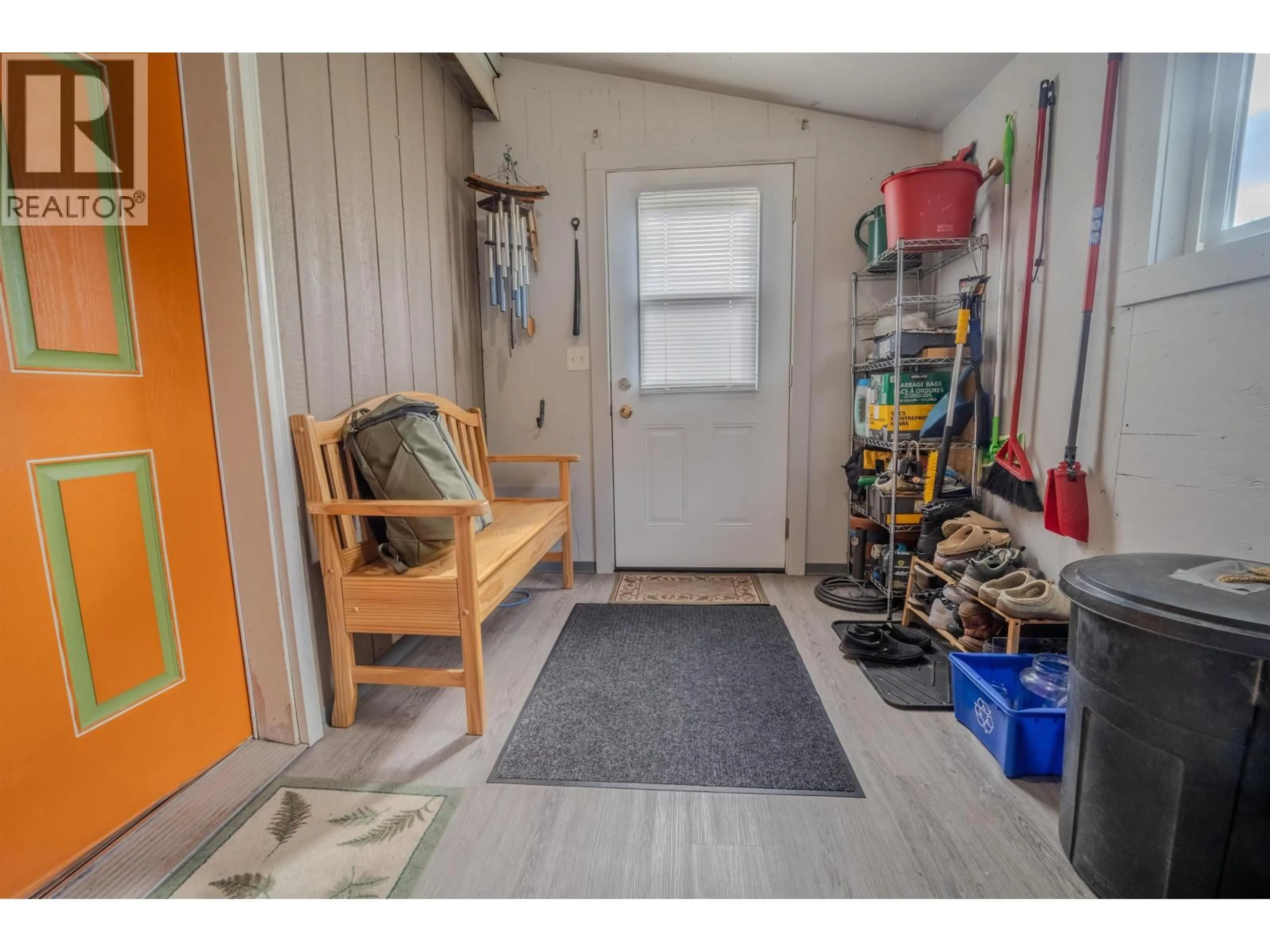 Indoor entryway for 81 - 3889 MULLER STREET, Thornhill British Columbia V8G4L2