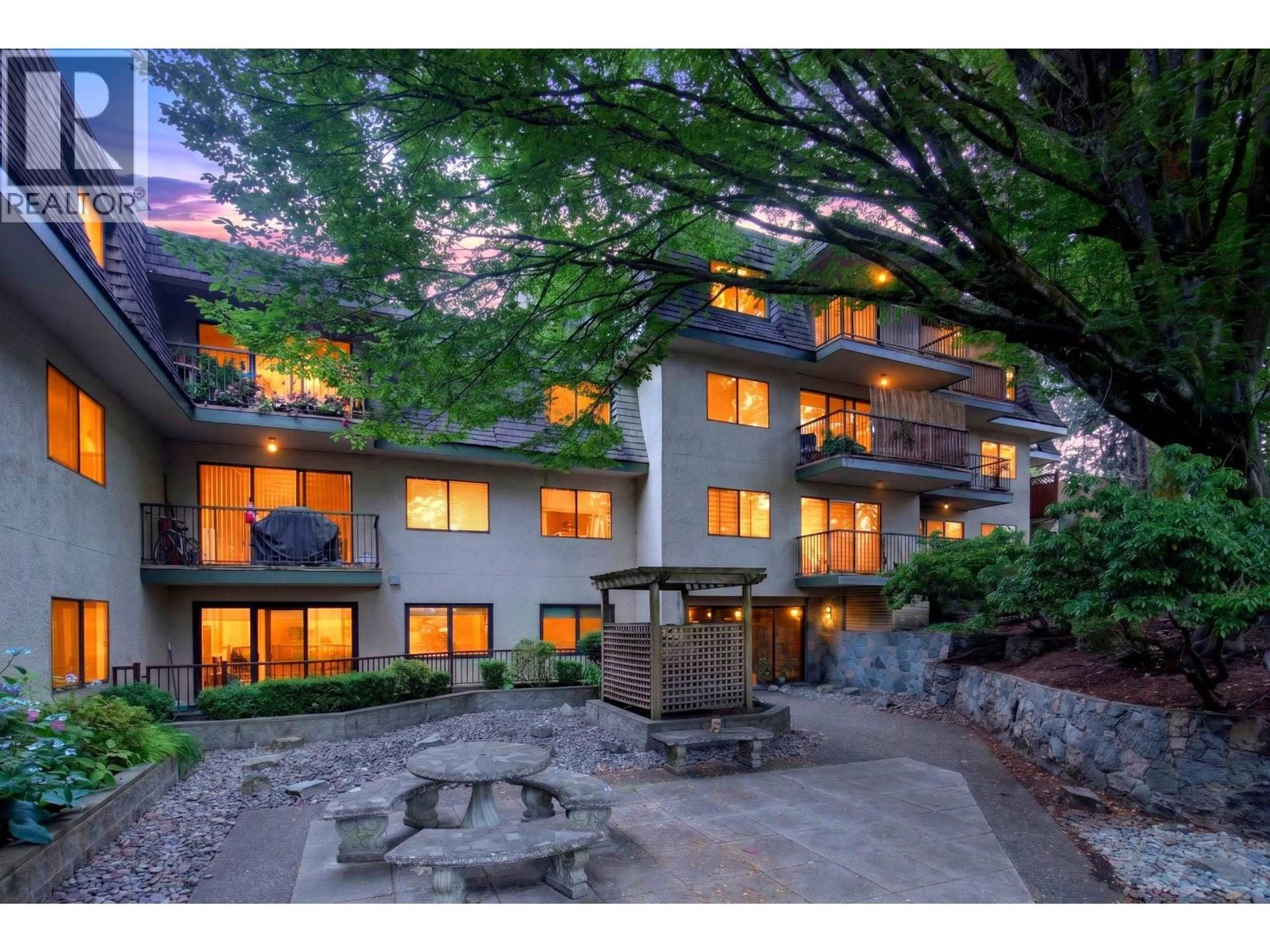 Patio, unknown for 305 - 466 EIGHTH AVENUE, New Westminster British Columbia V3L4L2